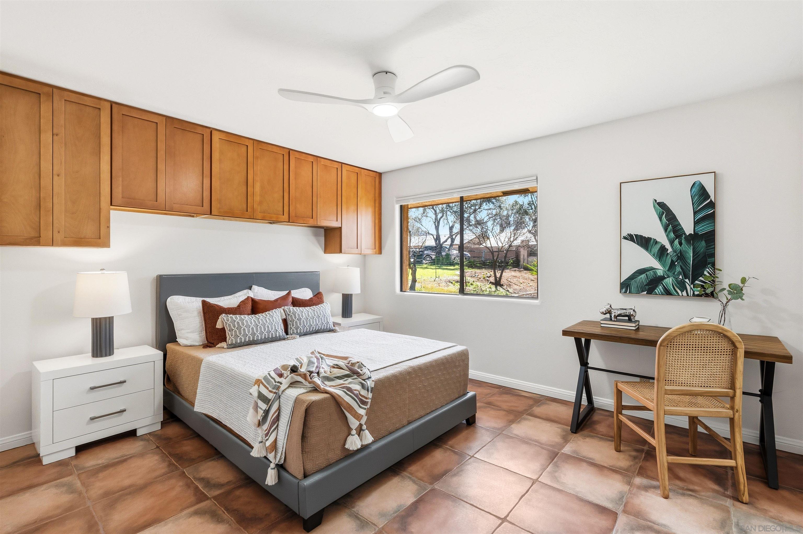 Detail Gallery Image 13 of 56 For 13960  Valle Lindo, Escondido,  CA 92027 - 4 Beds | 3/1 Baths