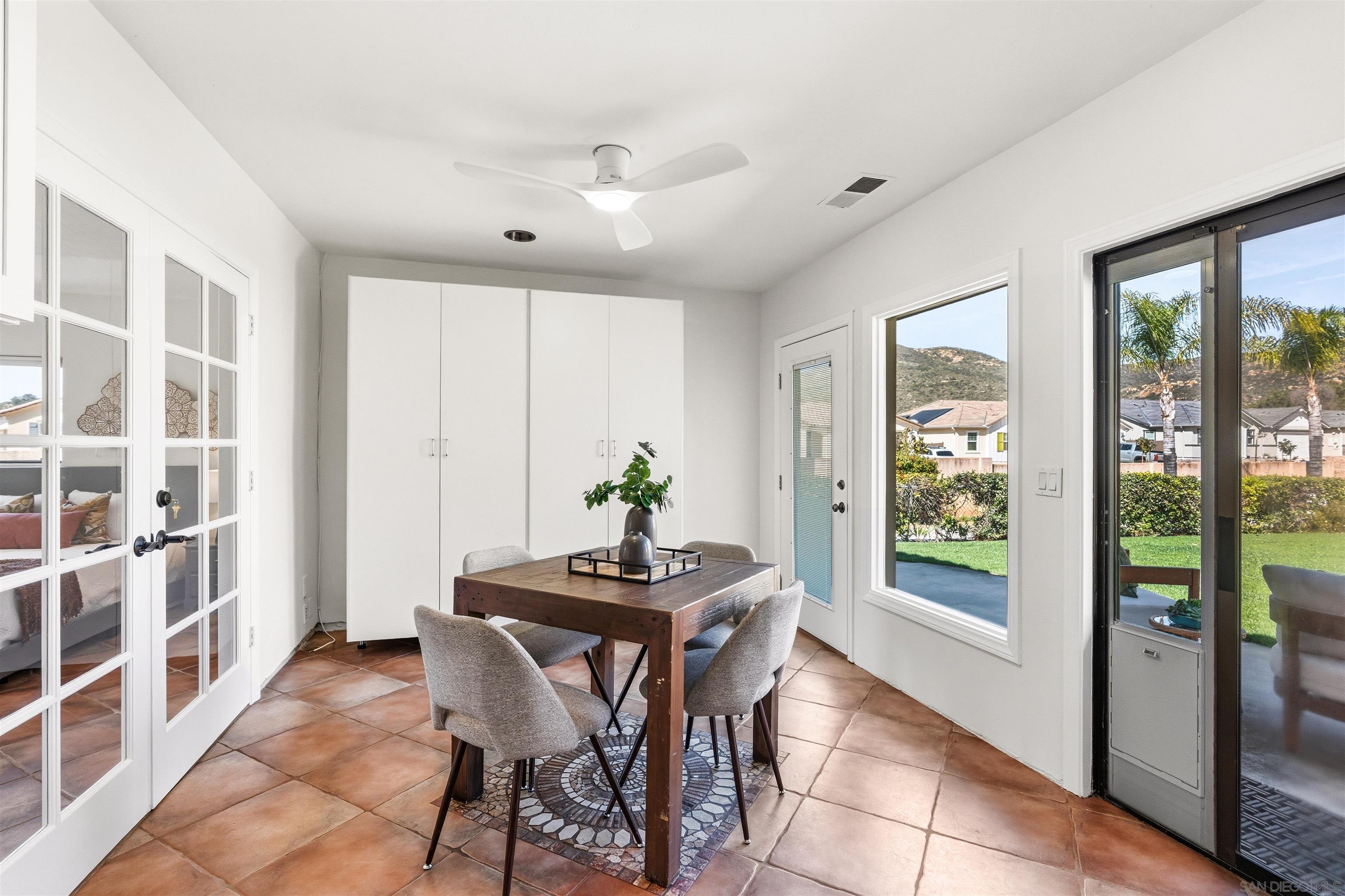 Detail Gallery Image 27 of 56 For 13960  Valle Lindo, Escondido,  CA 92027 - 4 Beds | 3/1 Baths