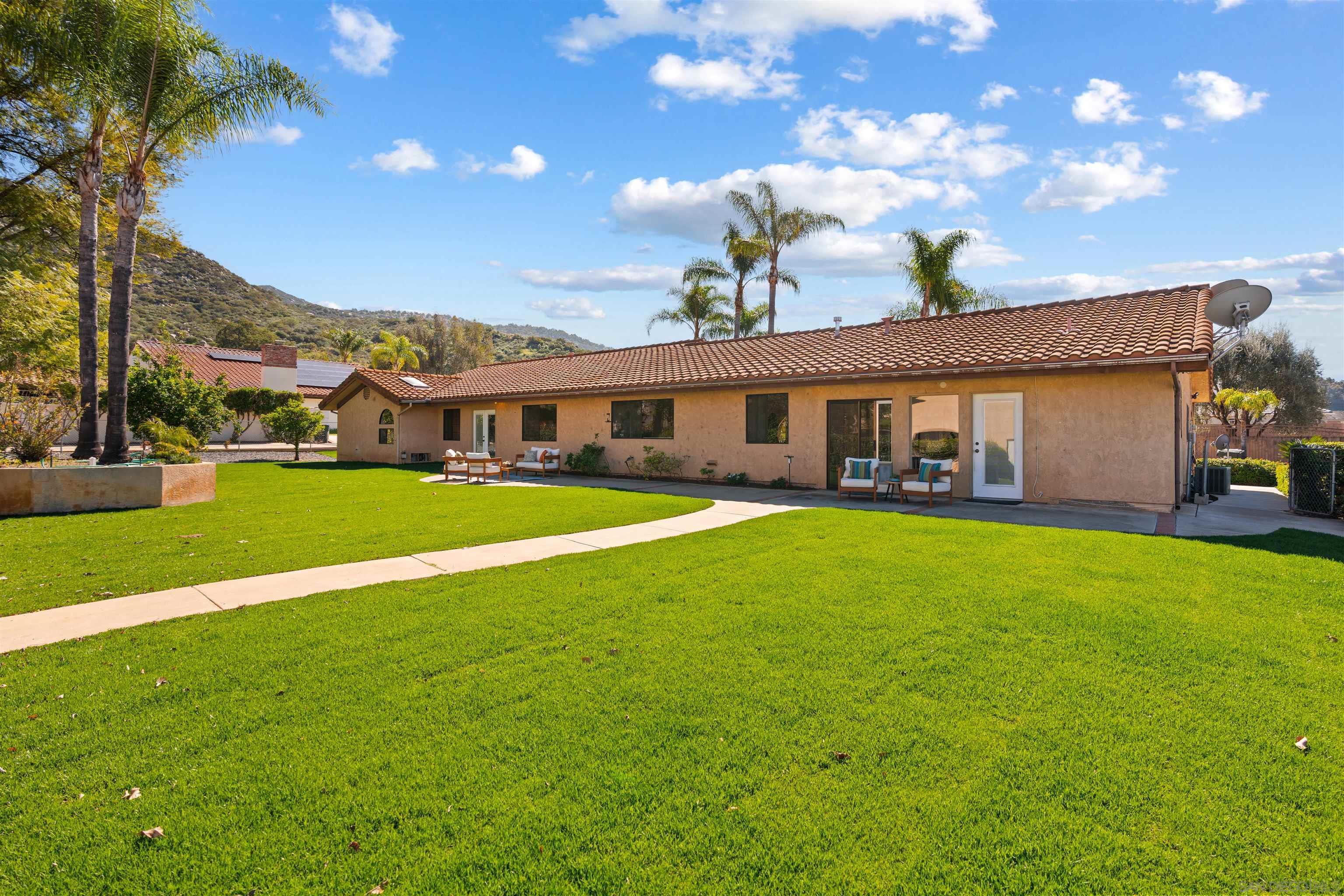 Detail Gallery Image 39 of 56 For 13960  Valle Lindo, Escondido,  CA 92027 - 4 Beds | 3/1 Baths