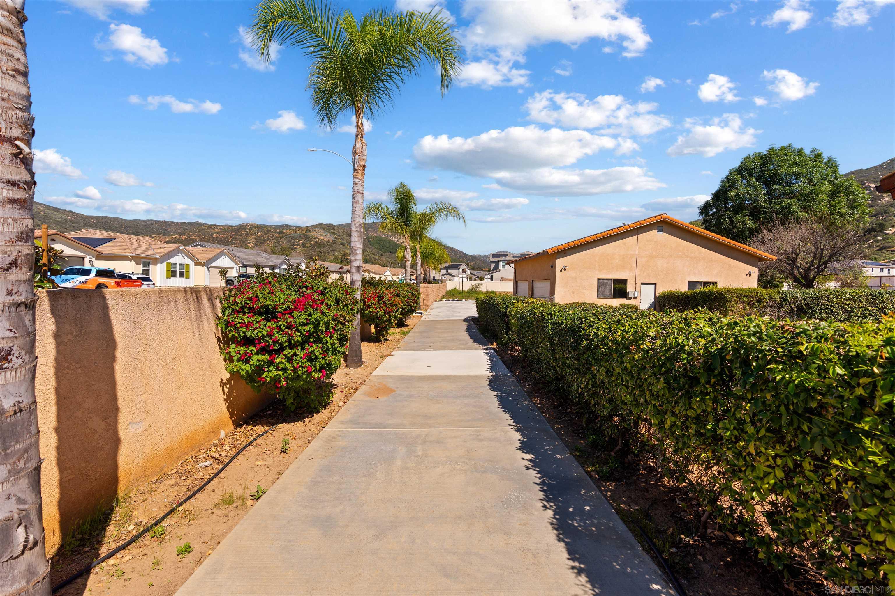 Detail Gallery Image 40 of 56 For 13960  Valle Lindo, Escondido,  CA 92027 - 4 Beds | 3/1 Baths