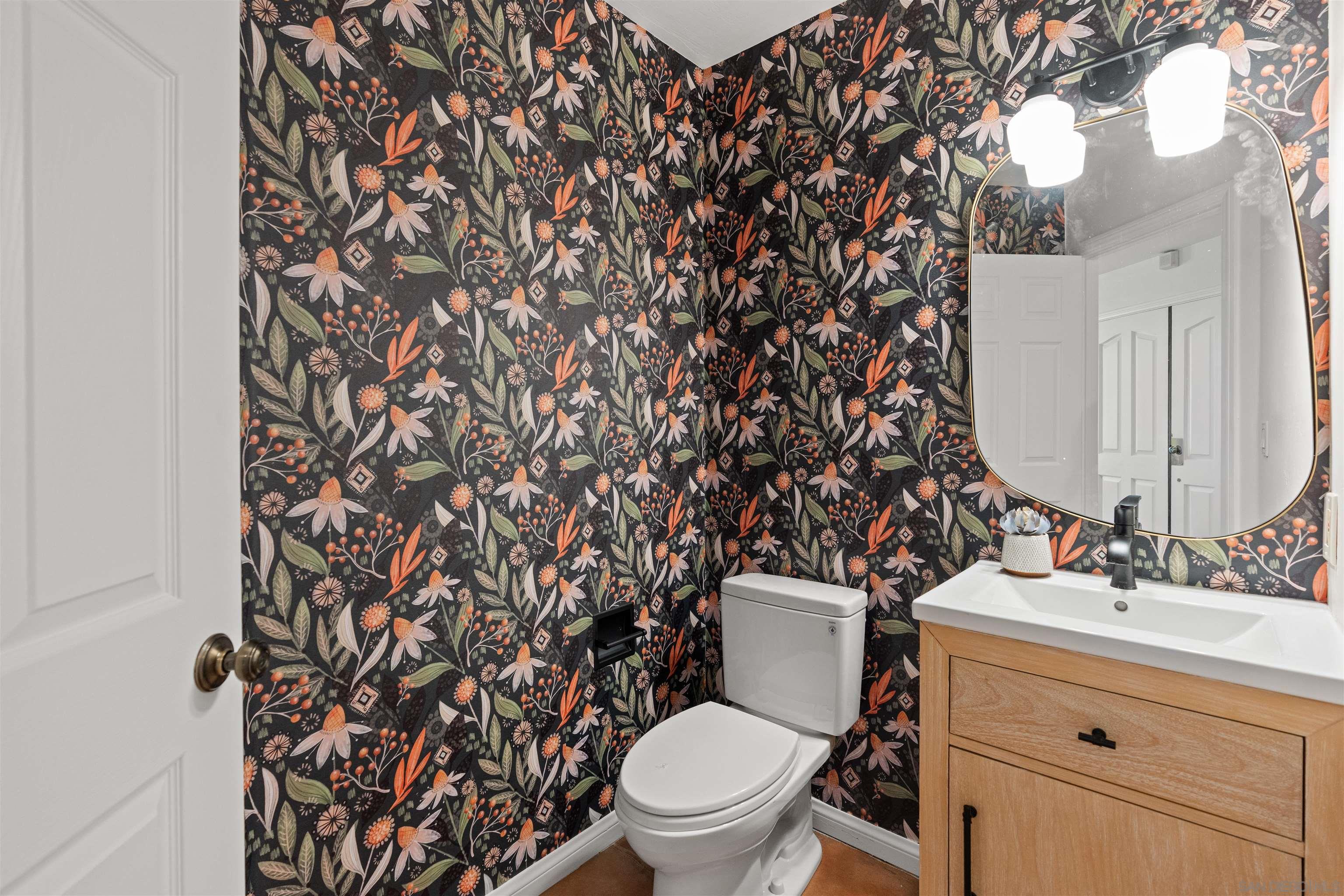 Detail Gallery Image 10 of 56 For 13960  Valle Lindo, Escondido,  CA 92027 - 4 Beds | 3/1 Baths