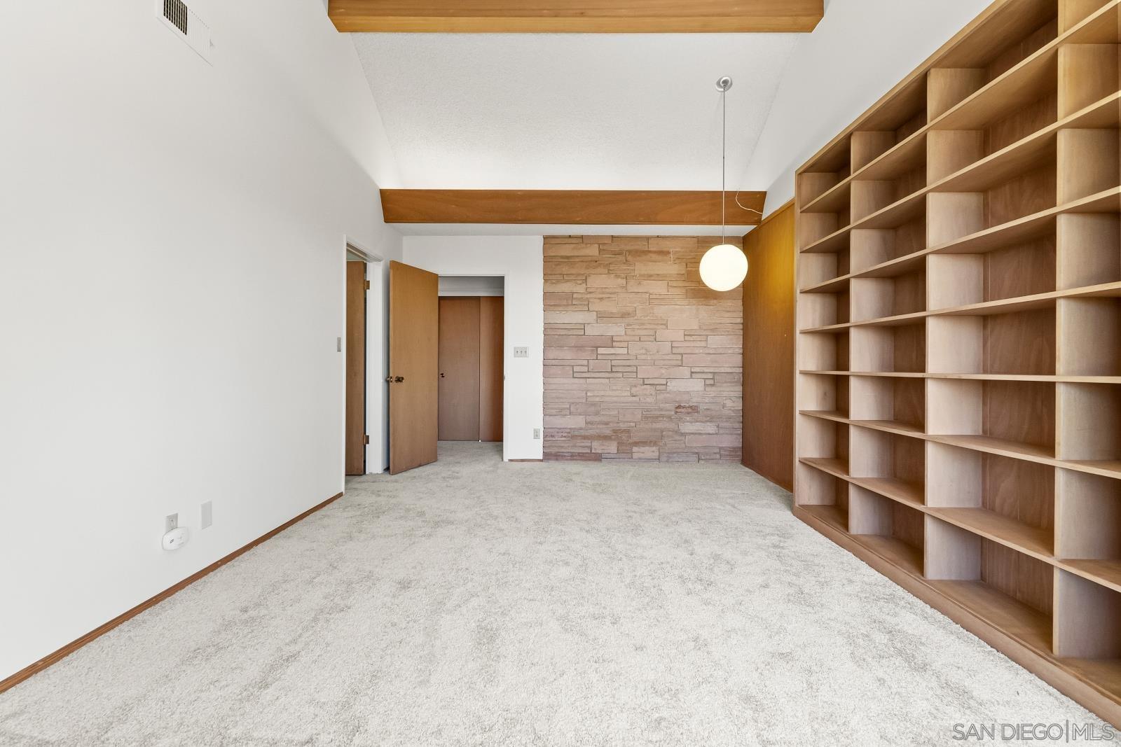 Detail Gallery Image 22 of 39 For 5868  Overlake Ave, San Diego,  CA 92120 - 5 Beds | 3/1 Baths