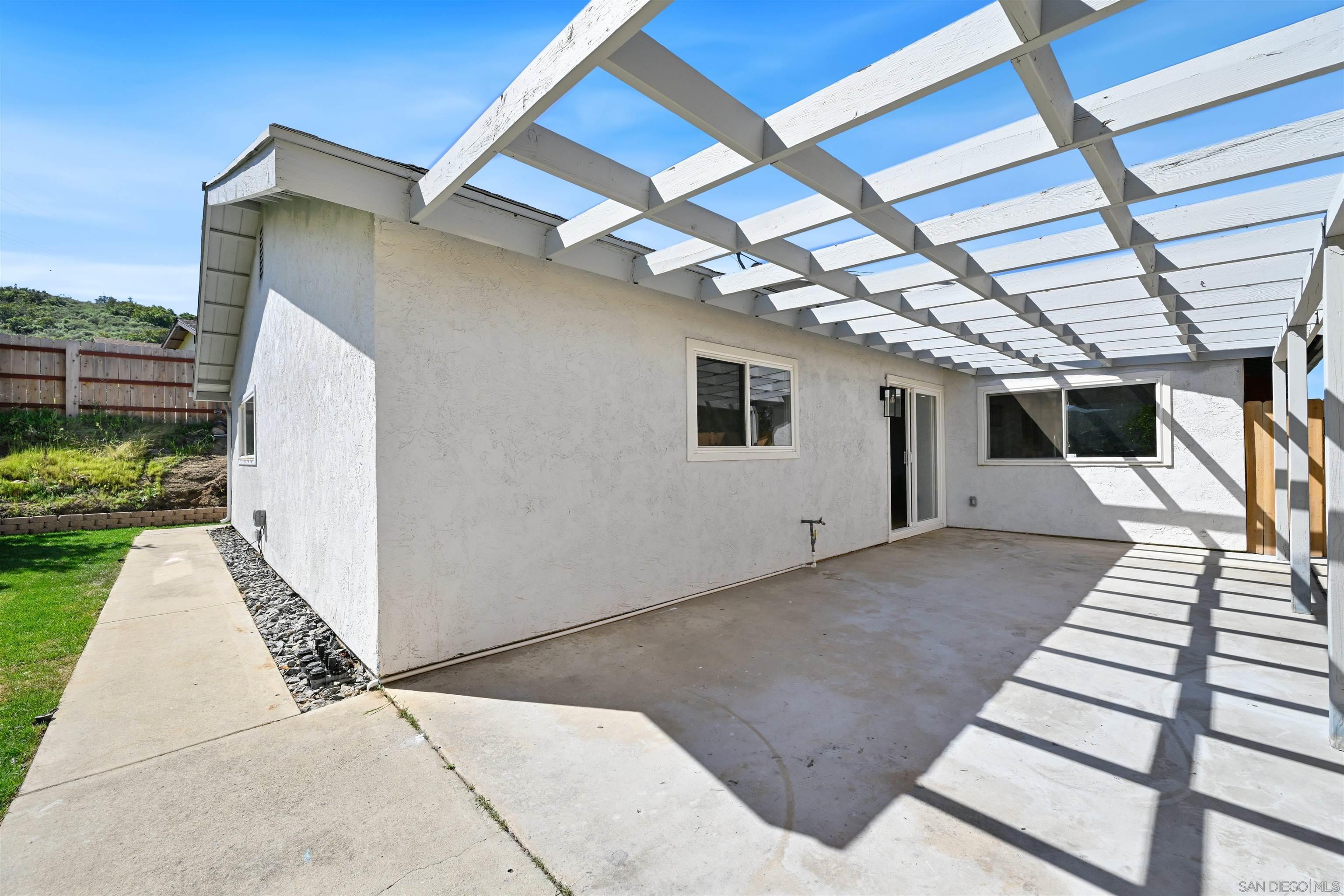 Detail Gallery Image 24 of 32 For 12437  Ridgeton Dr, Lakeside,  CA 92040 - 3 Beds | 2 Baths