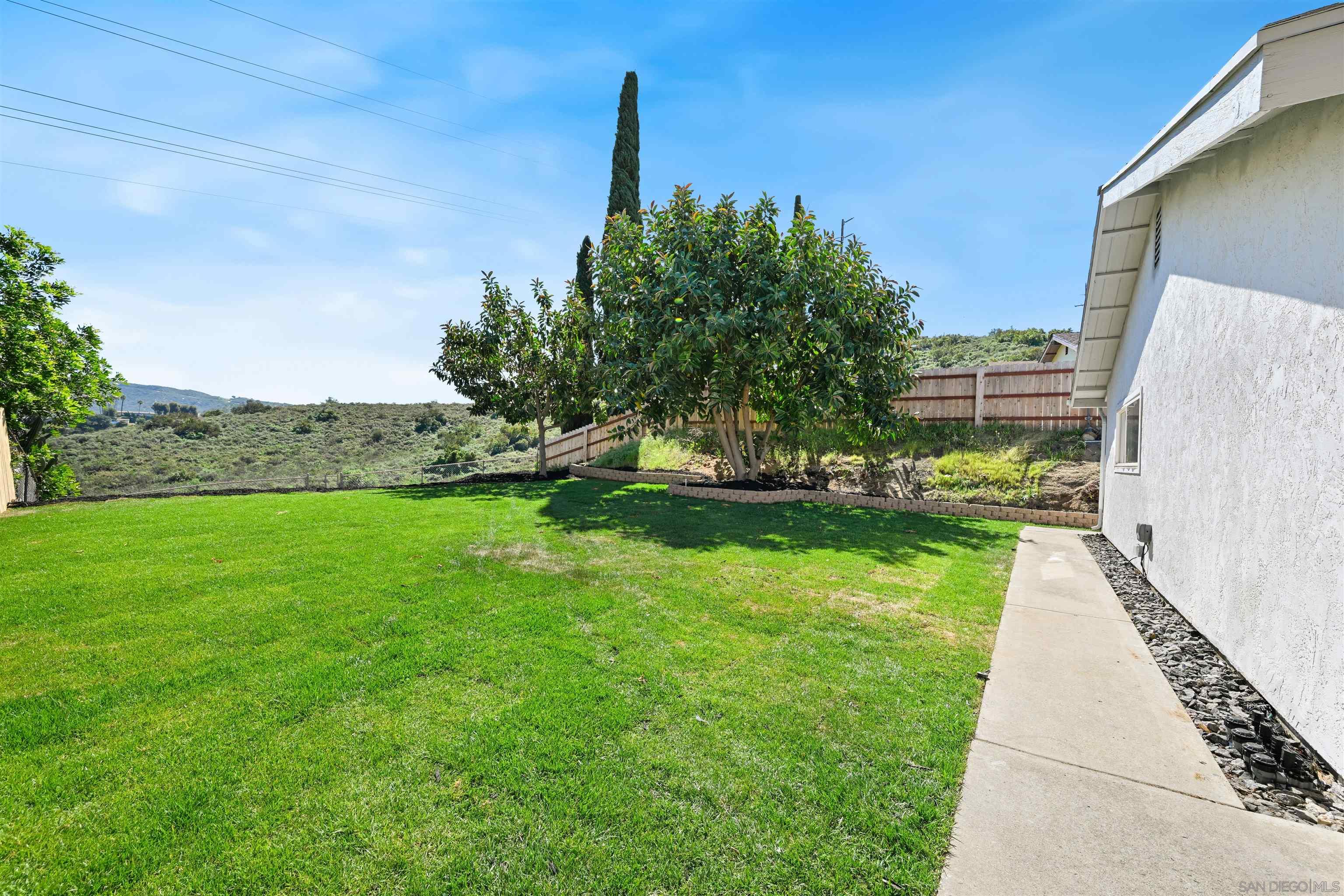 Detail Gallery Image 27 of 32 For 12437  Ridgeton Dr, Lakeside,  CA 92040 - 3 Beds | 2 Baths