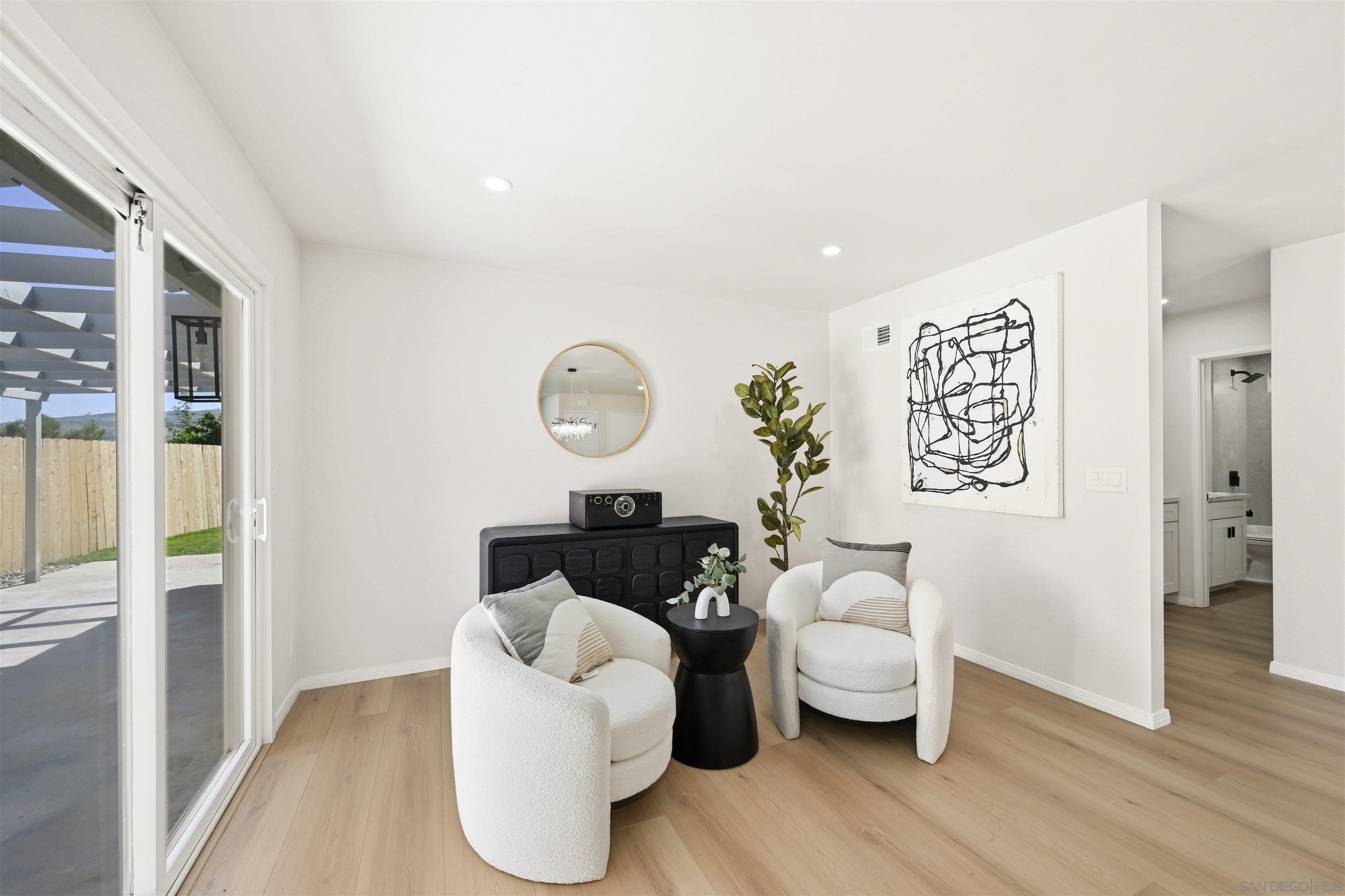 Detail Gallery Image 9 of 32 For 12437  Ridgeton Dr, Lakeside,  CA 92040 - 3 Beds | 2 Baths