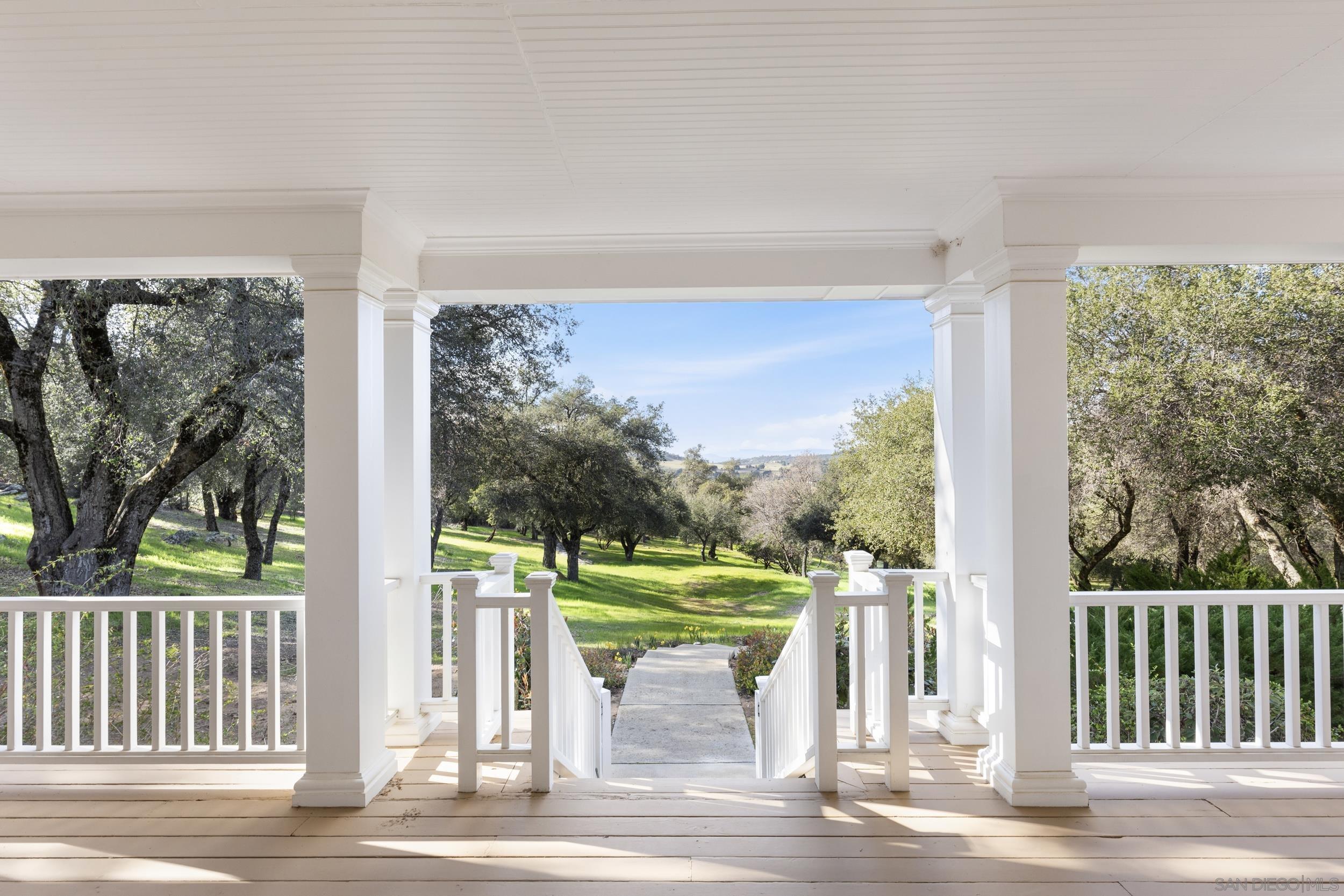 Detail Gallery Image 3 of 68 For 3591  Deer Lake Park Rd, Julian,  CA 92036 - 5 Beds | 4/1 Baths