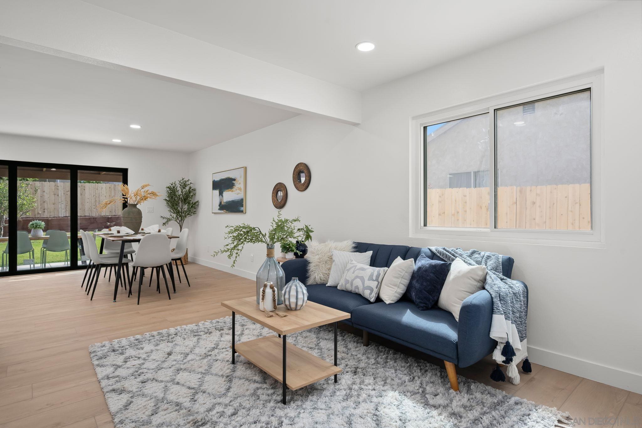 Detail Gallery Image 12 of 31 For 6243  Lake Lomond Dr, San Diego,  CA 92119 - 4 Beds | 3 Baths