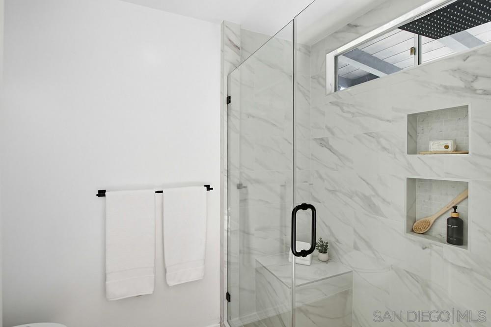 Detail Gallery Image 28 of 58 For 2824  Olive Hill Road, Fallbrook,  CA 92028 - 3 Beds | 3 Baths