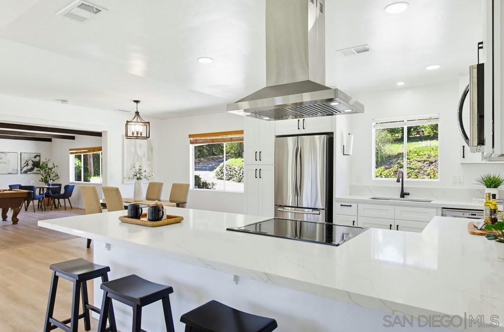 Detail Gallery Image 4 of 58 For 2824  Olive Hill Road, Fallbrook,  CA 92028 - 3 Beds | 3 Baths