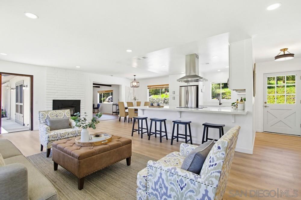 Detail Gallery Image 5 of 58 For 2824  Olive Hill Road, Fallbrook,  CA 92028 - 3 Beds | 3 Baths