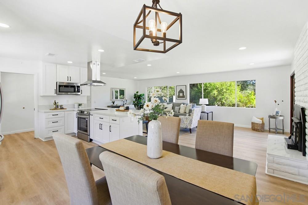 Detail Gallery Image 8 of 58 For 2824  Olive Hill Road, Fallbrook,  CA 92028 - 3 Beds | 3 Baths