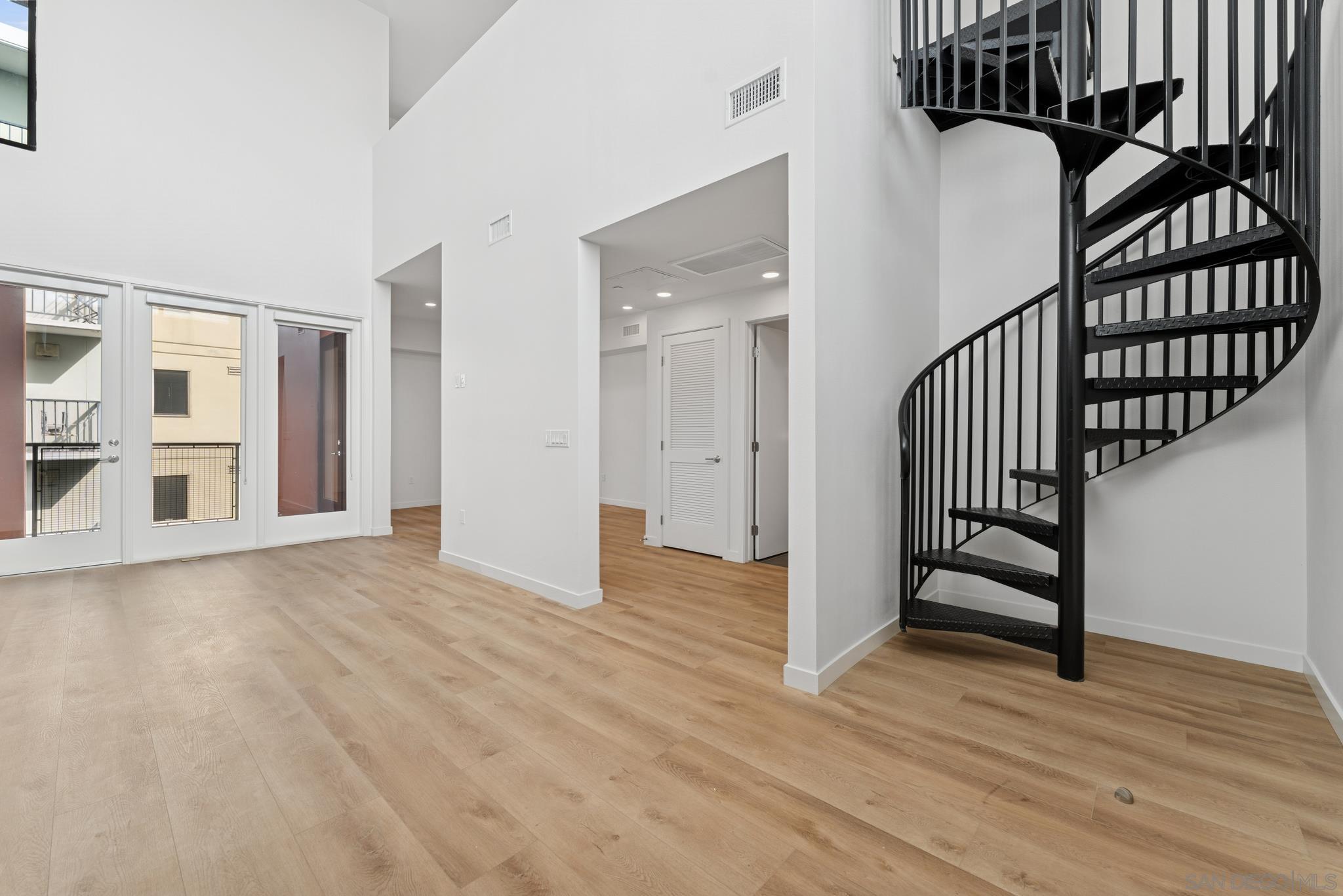 Detail Gallery Image 3 of 17 For 3922  Park Blvd  603, San Diego,  CA 92103 - 1 Beds | 1/1 Baths