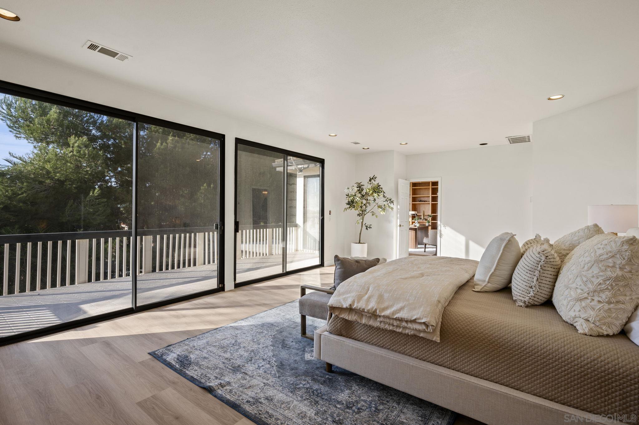 Detail Gallery Image 32 of 68 For 7001  Almaden Ln, Carlsbad,  CA 92009 - 4 Beds | 3/1 Baths