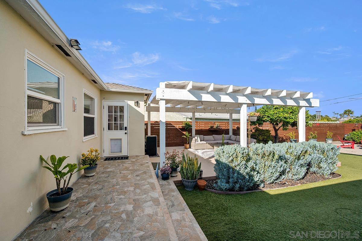 Detail Gallery Image 24 of 36 For 4227  69th St, La Mesa,  CA 91941 - 4 Beds | 3 Baths