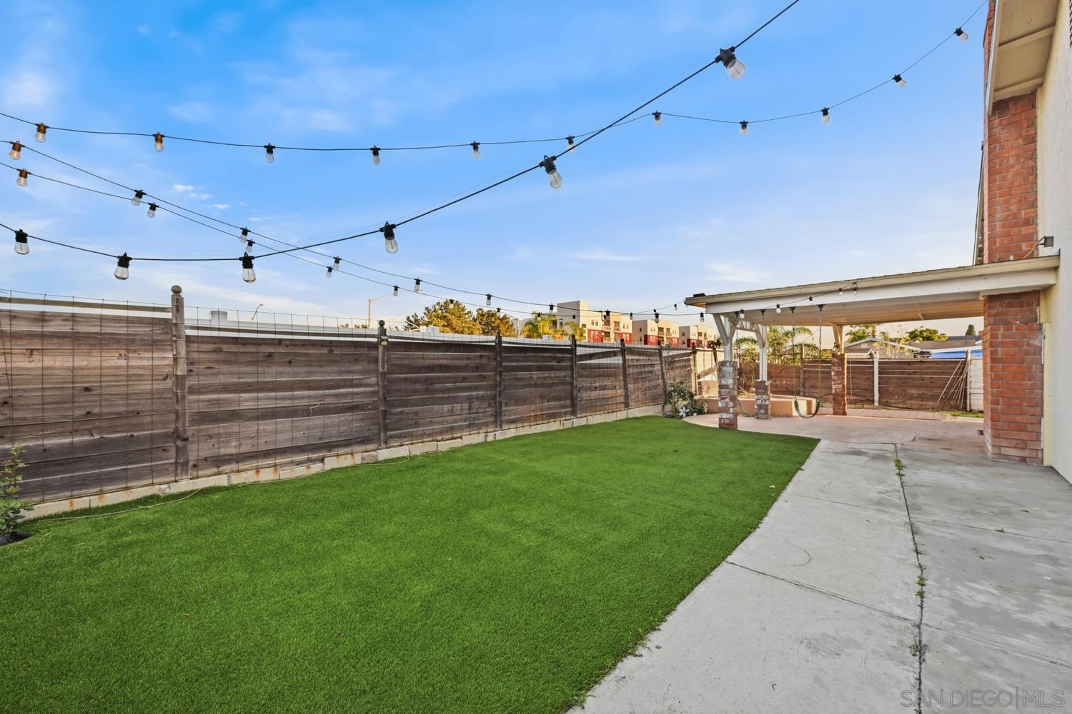 Detail Gallery Image 24 of 26 For 973  Stillwell Ave, San Diego,  CA 92114 - 4 Beds | 2 Baths