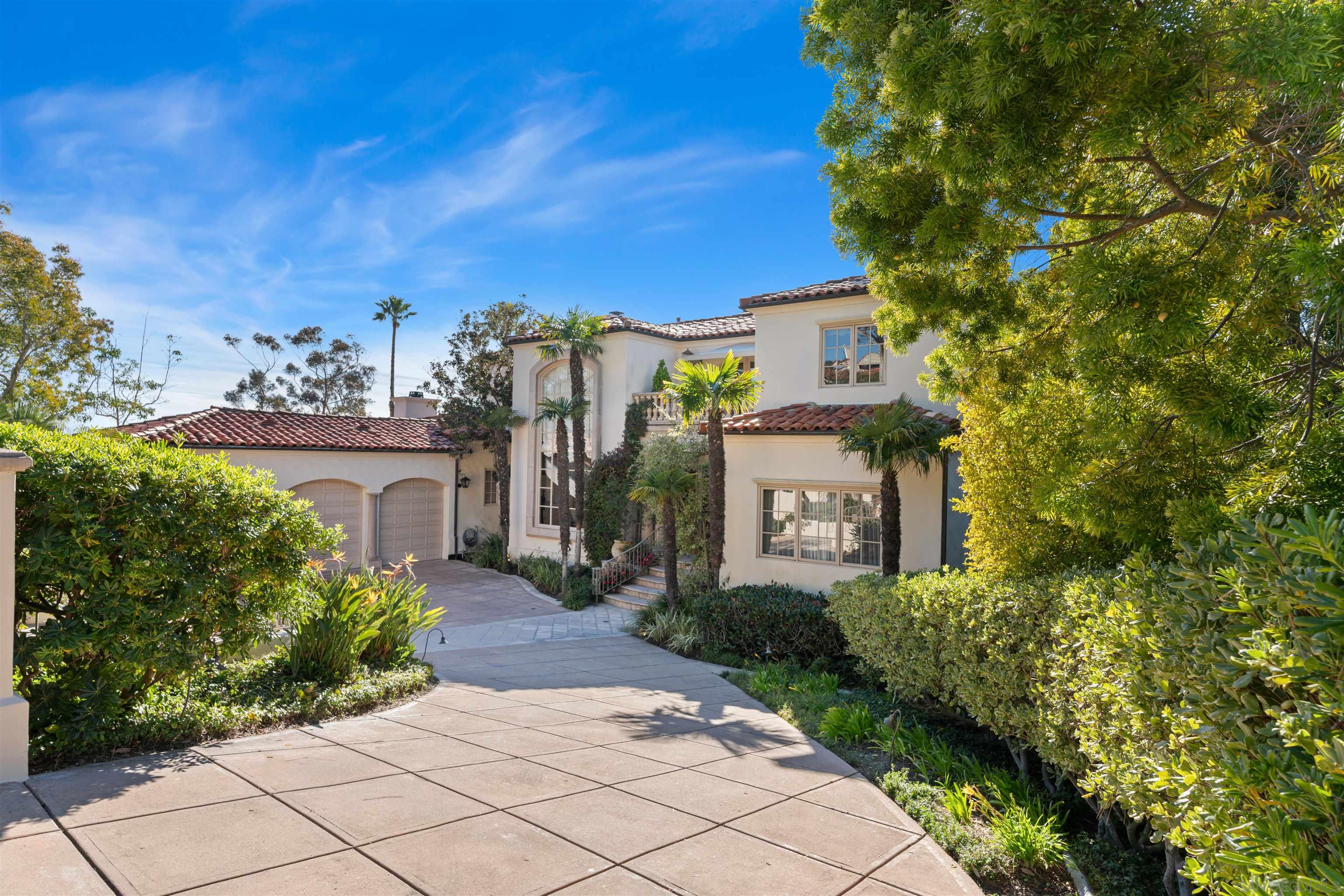 Detail Gallery Image 3 of 45 For 7304  Encelia Dr, La Jolla,  CA 92037 - 6 Beds | 7/2 Baths