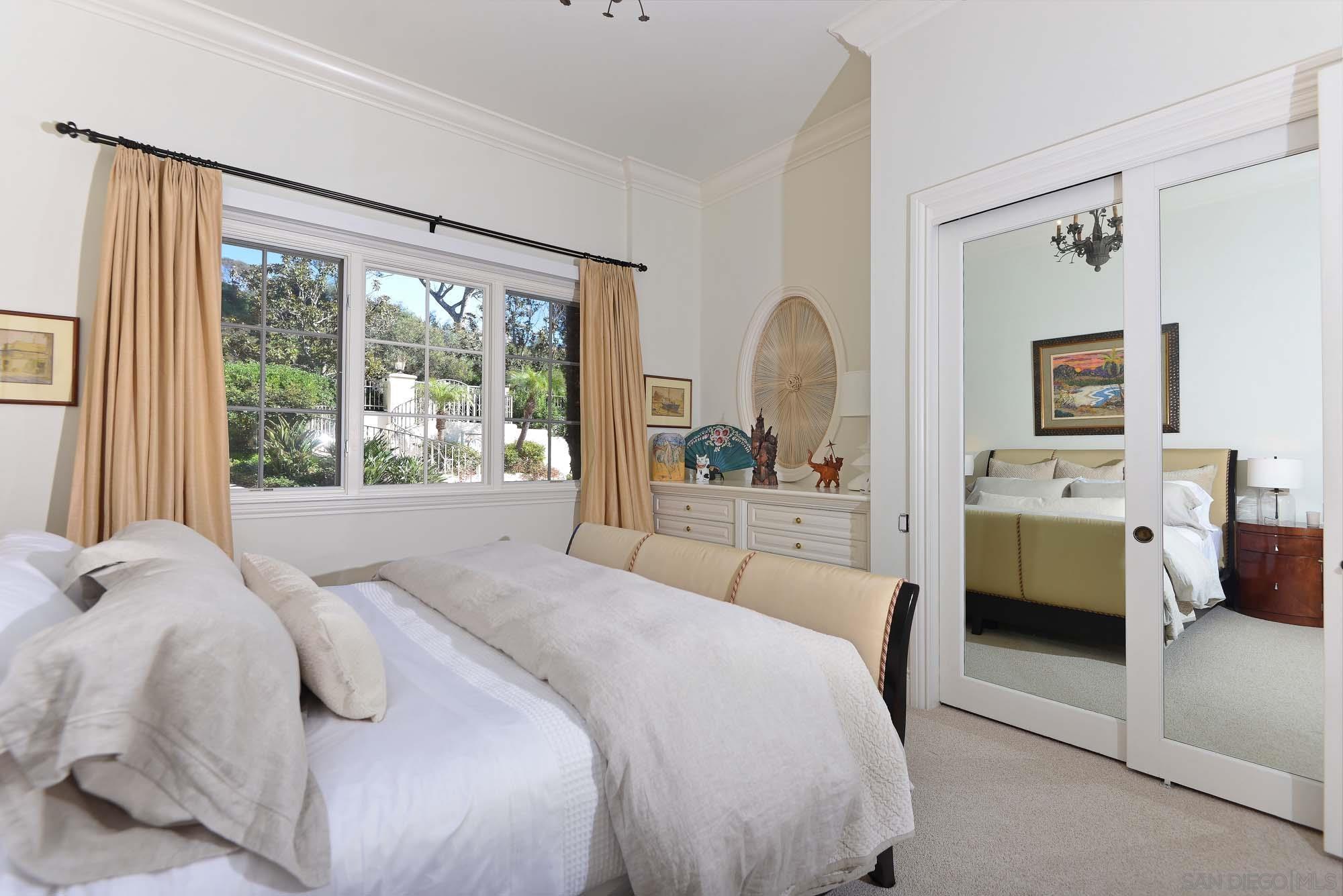 Detail Gallery Image 34 of 45 For 7304  Encelia Dr, La Jolla,  CA 92037 - 6 Beds | 7/2 Baths