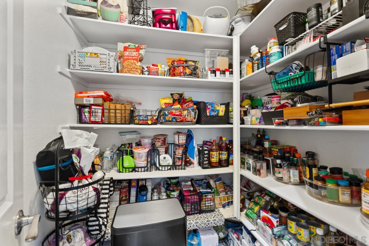 Detail Gallery Image 11 of 50 For 6373  Avenida De Las Vistas  #3,  San Diego,  CA 92154 - 3 Beds | 2/1 Baths