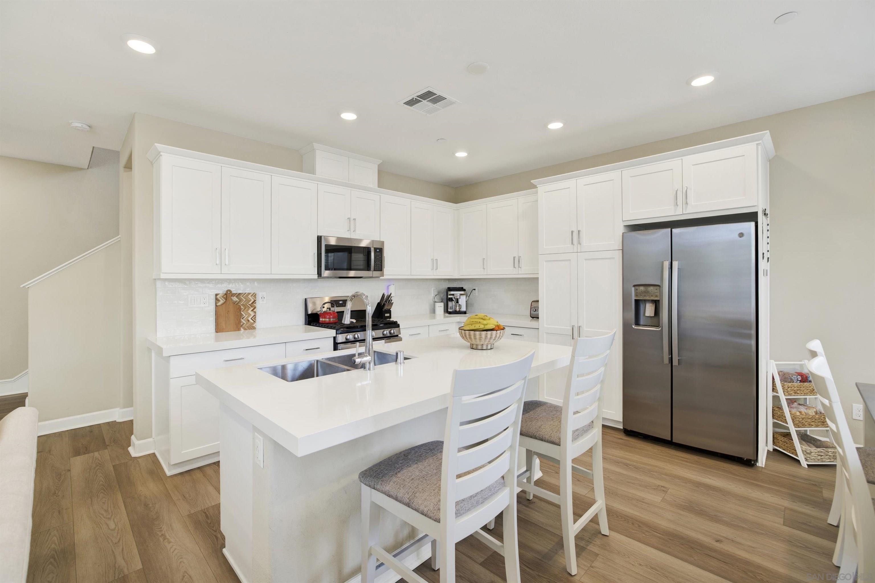 Detail Gallery Image 12 of 52 For 1646  Carol Lee Ln, Escondido,  CA 92026 - 3 Beds | 2/1 Baths