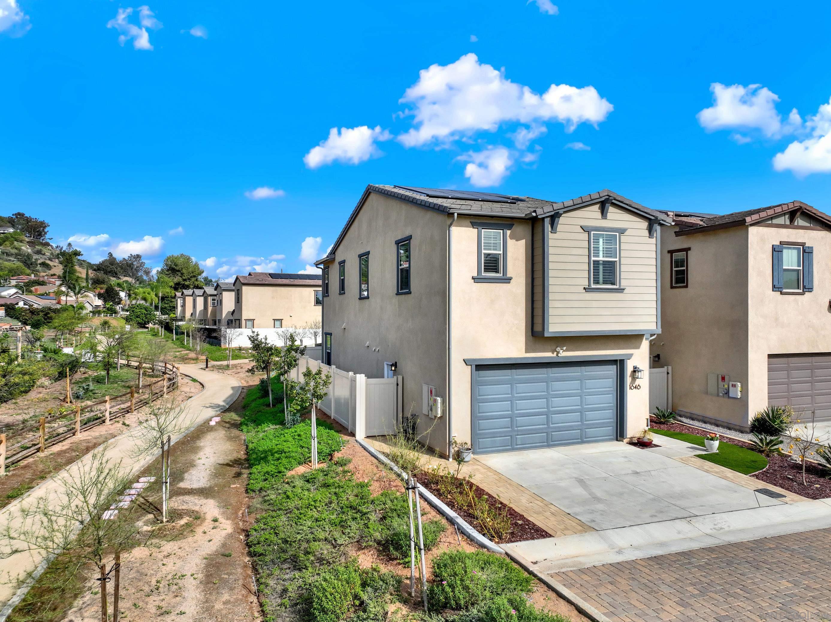 Detail Gallery Image 4 of 52 For 1646  Carol Lee Ln, Escondido,  CA 92026 - 3 Beds | 2/1 Baths