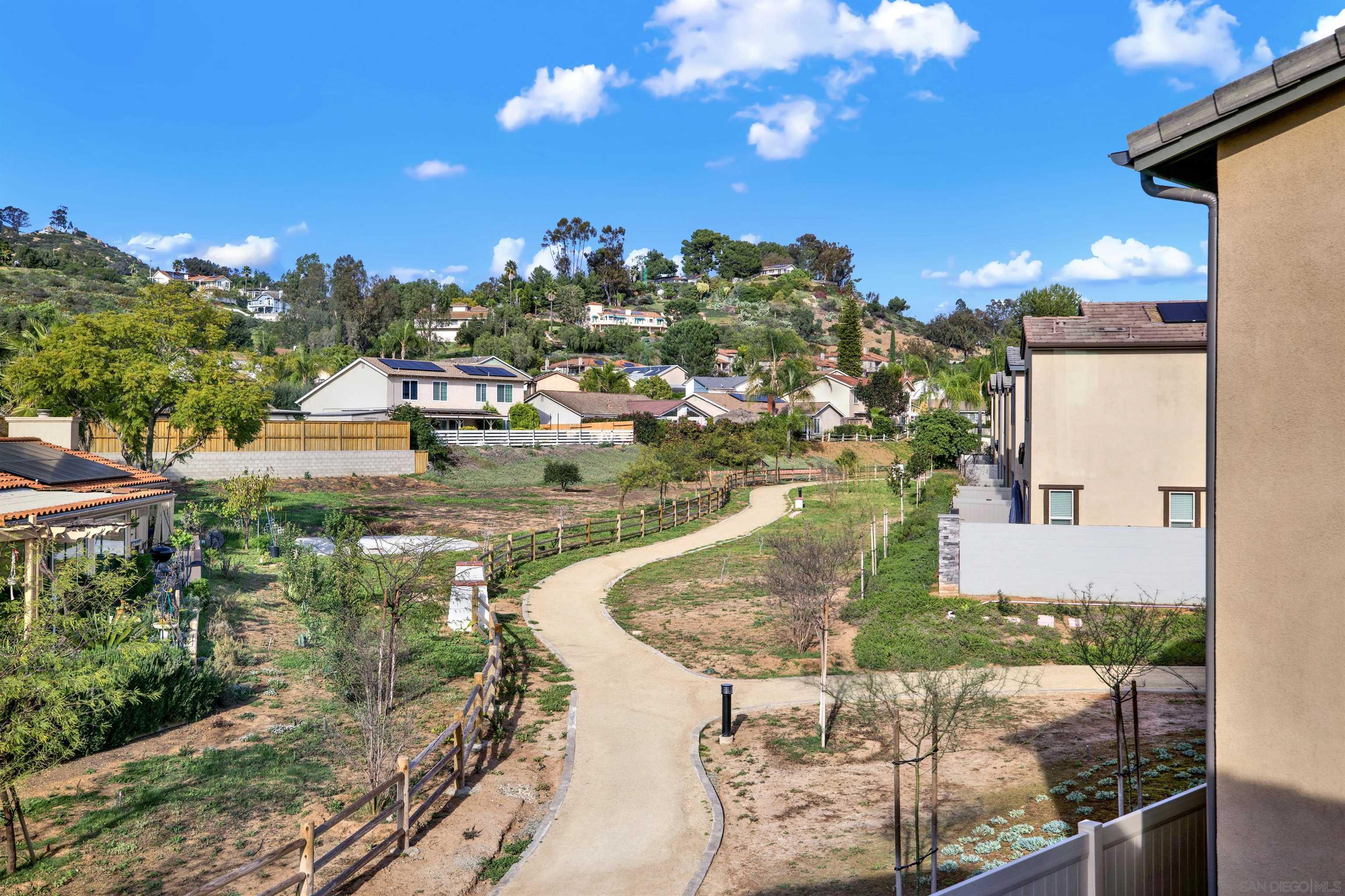 Detail Gallery Image 34 of 52 For 1646  Carol Lee Ln, Escondido,  CA 92026 - 3 Beds | 2/1 Baths