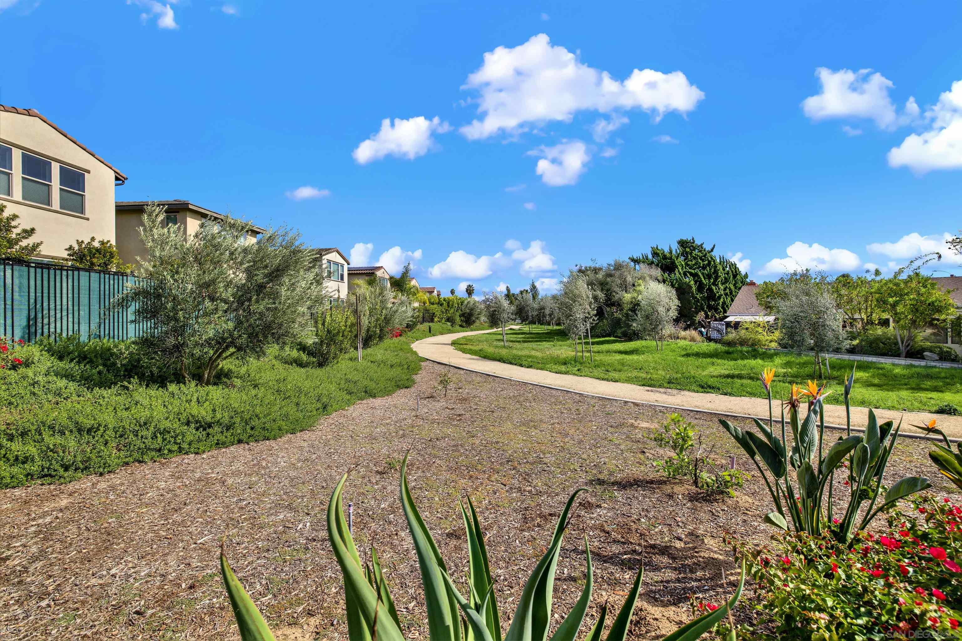 Detail Gallery Image 42 of 52 For 1646  Carol Lee Ln, Escondido,  CA 92026 - 3 Beds | 2/1 Baths