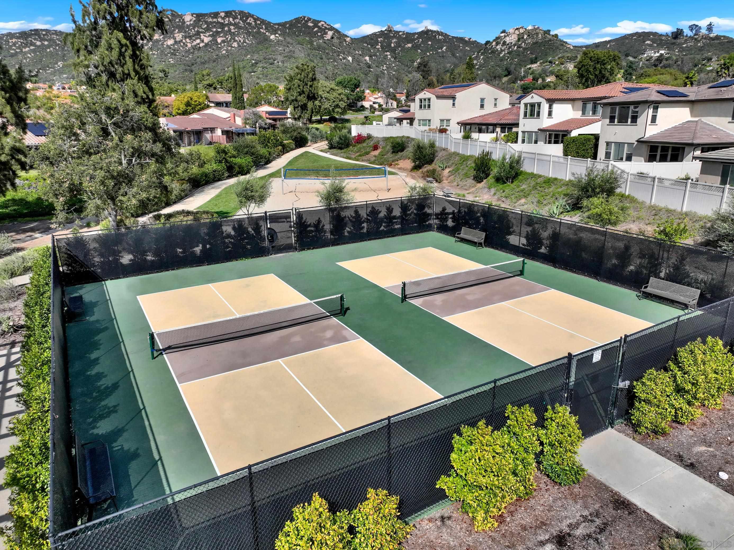 Detail Gallery Image 45 of 52 For 1646  Carol Lee Ln, Escondido,  CA 92026 - 3 Beds | 2/1 Baths