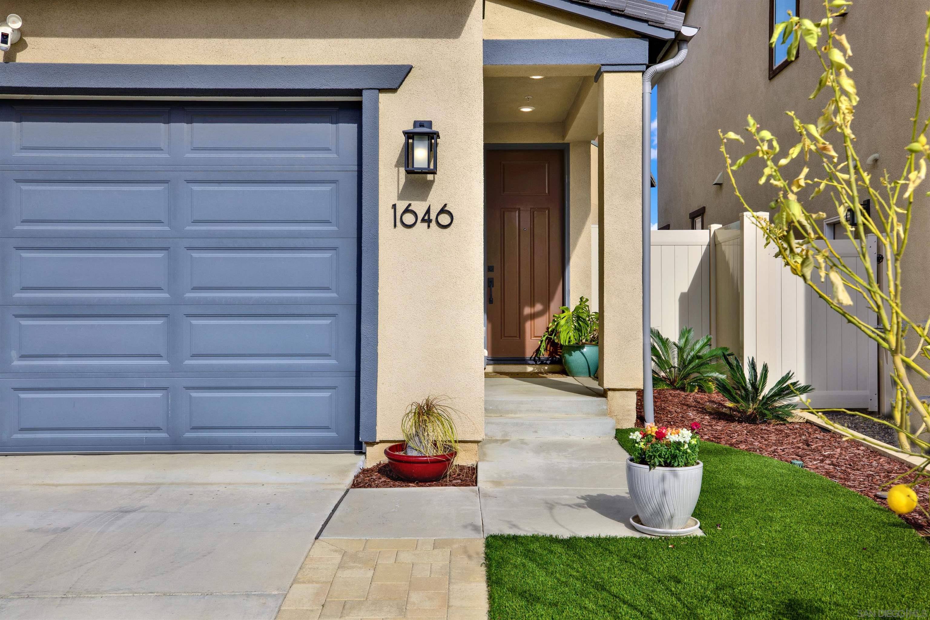 Detail Gallery Image 5 of 52 For 1646  Carol Lee Ln, Escondido,  CA 92026 - 3 Beds | 2/1 Baths