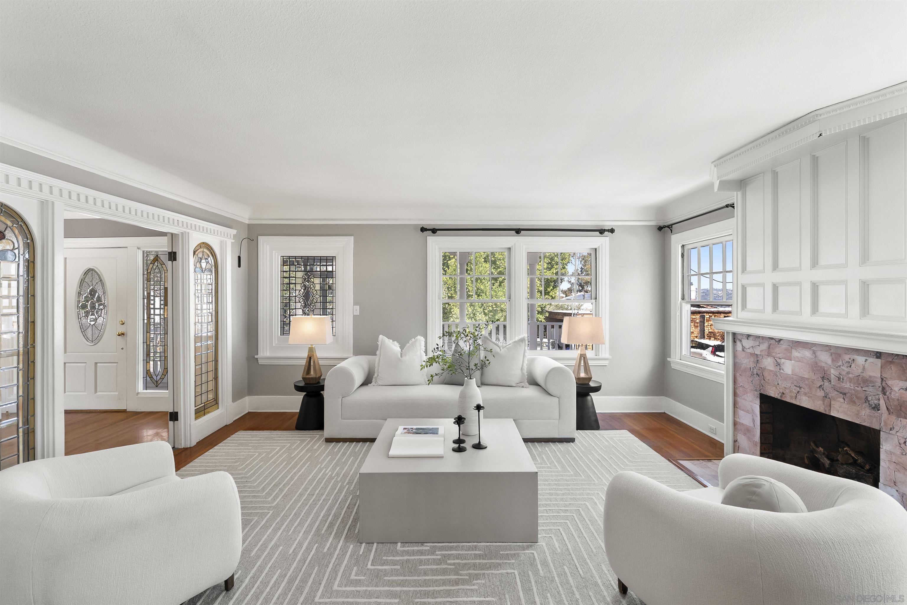 Detail Gallery Image 12 of 41 For 921  Court Way, San Diego,  CA 92103 - 4 Beds | 4 Baths