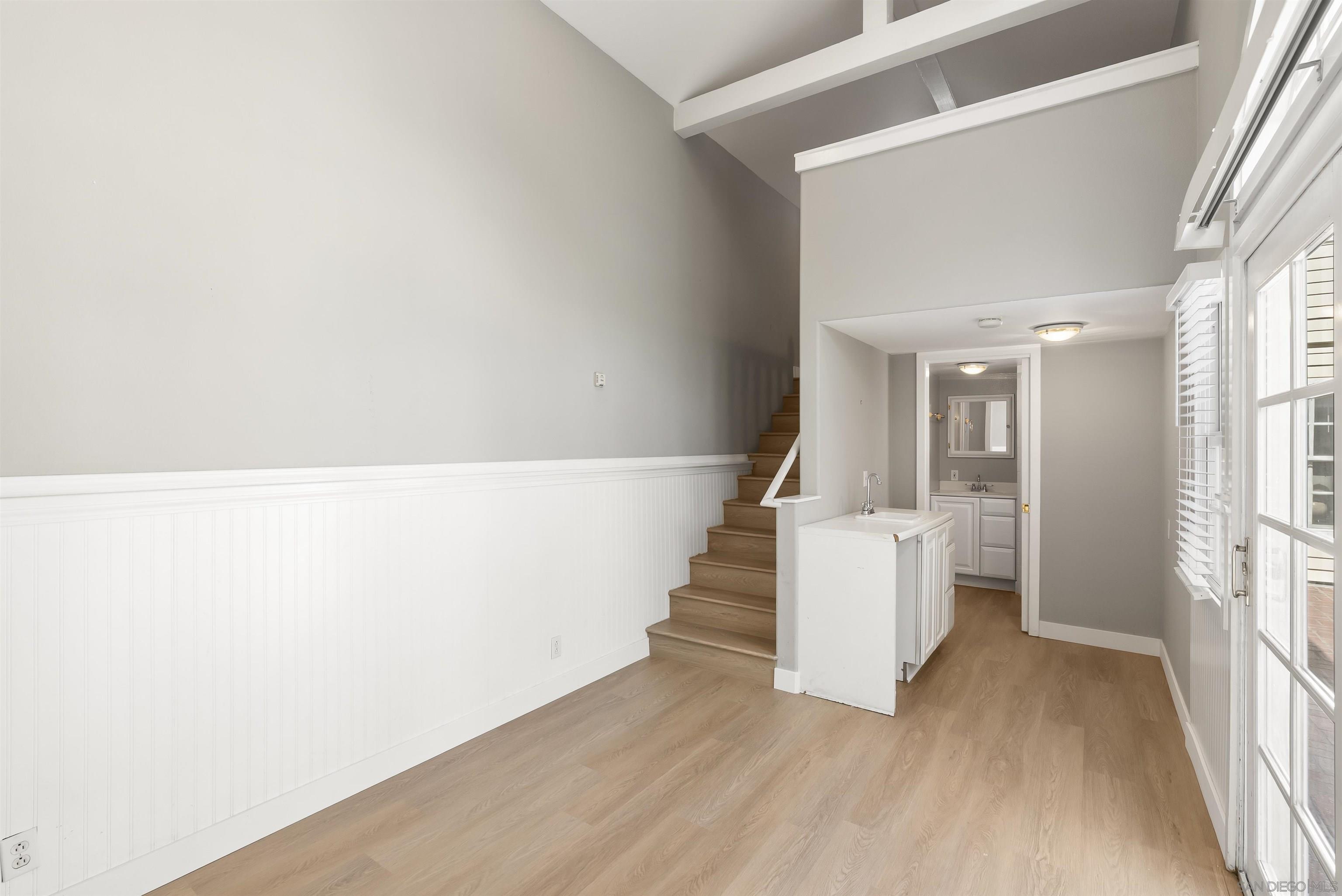 Detail Gallery Image 35 of 41 For 921  Court Way, San Diego,  CA 92103 - 4 Beds | 4 Baths