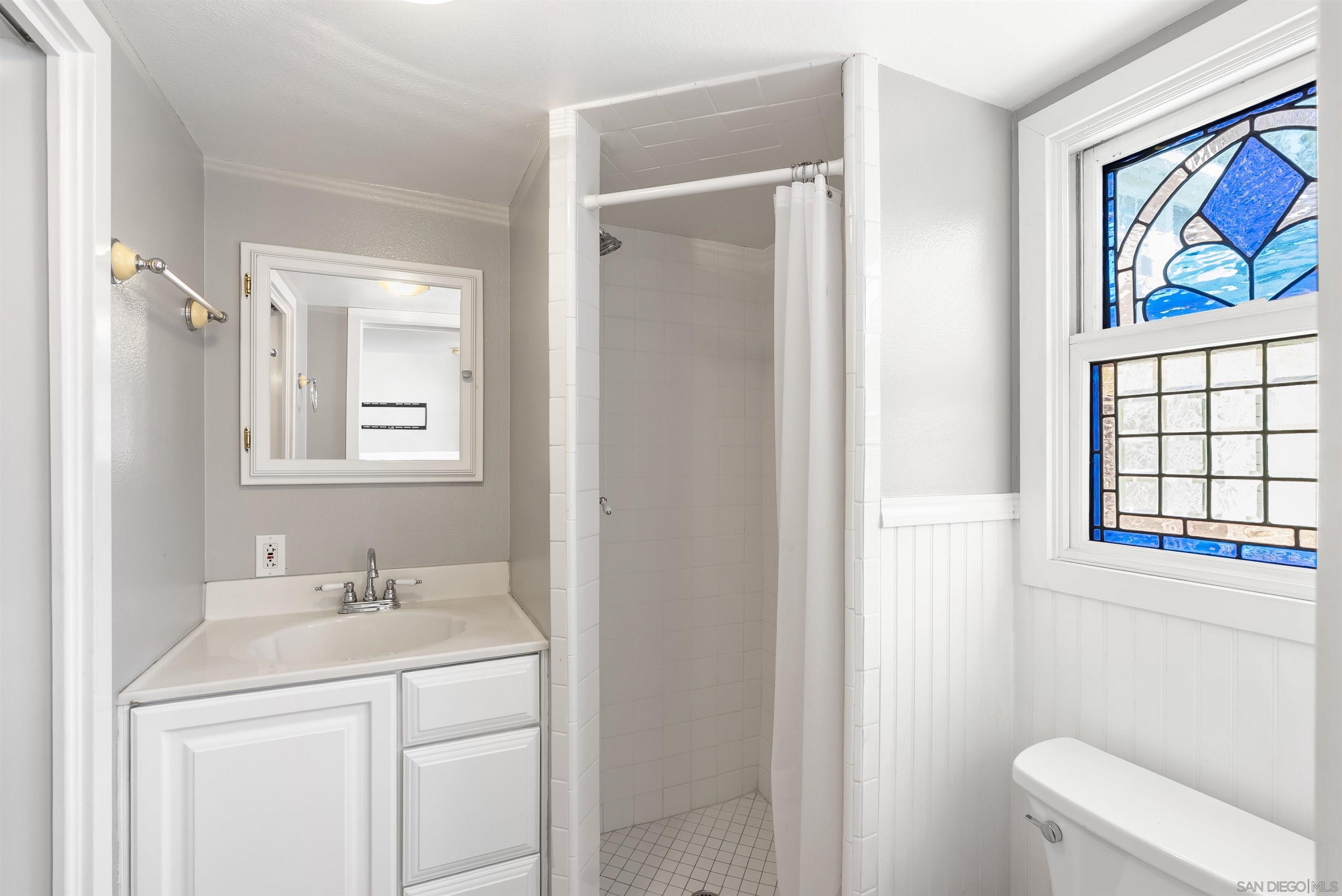 Detail Gallery Image 36 of 41 For 921  Court Way, San Diego,  CA 92103 - 4 Beds | 4 Baths