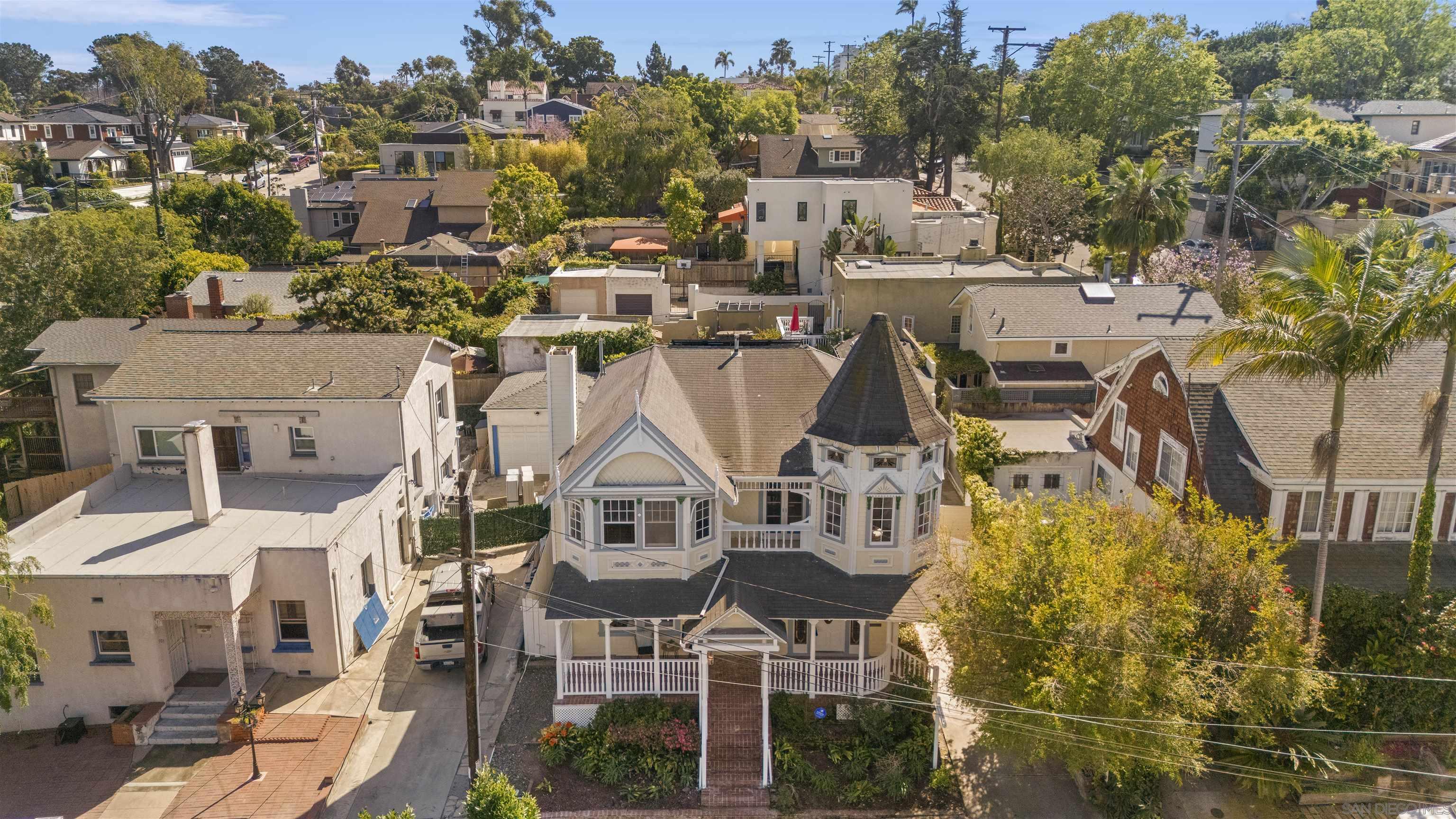 Detail Gallery Image 38 of 41 For 921  Court Way, San Diego,  CA 92103 - 4 Beds | 4 Baths