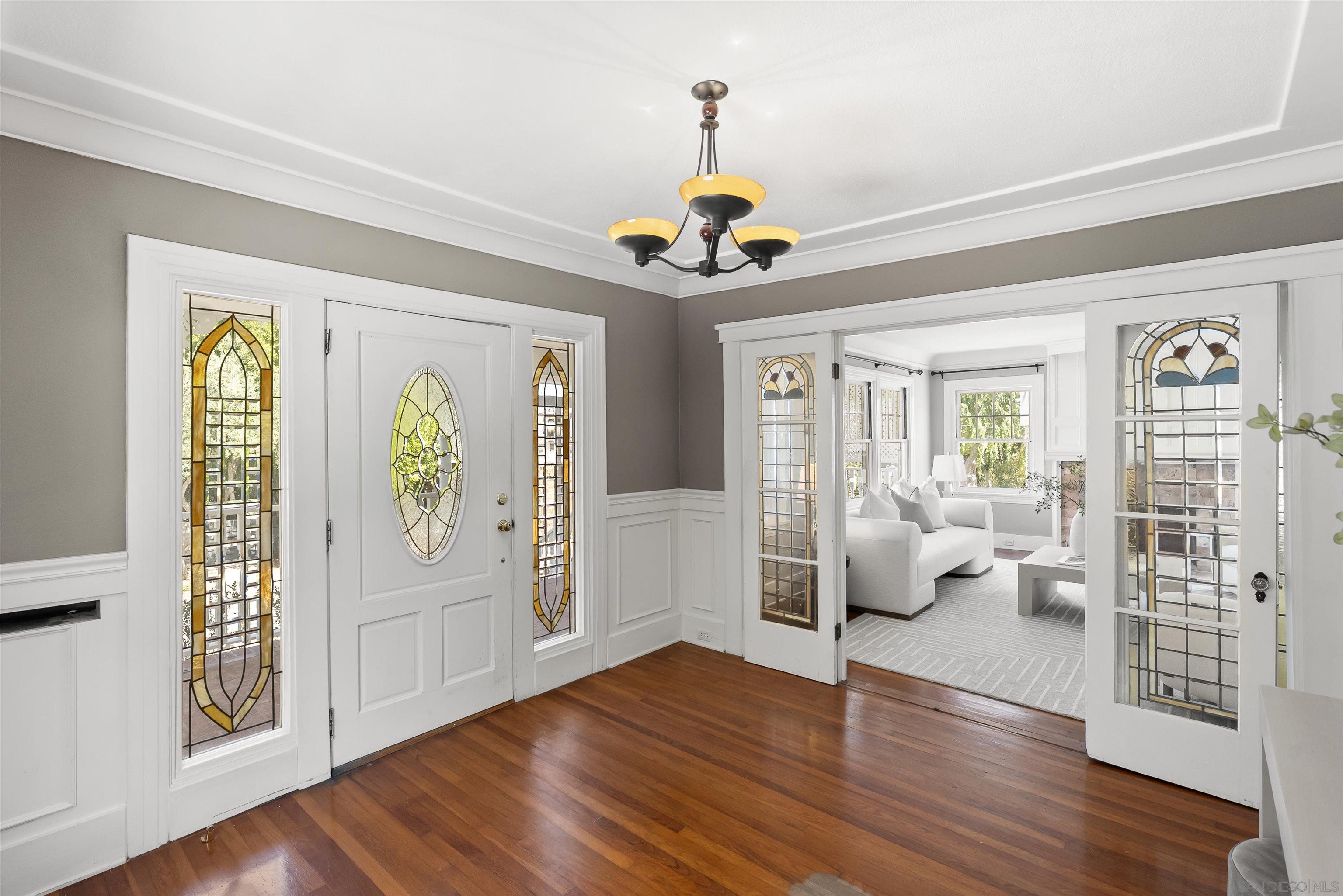 Detail Gallery Image 9 of 41 For 921  Court Way, San Diego,  CA 92103 - 4 Beds | 4 Baths