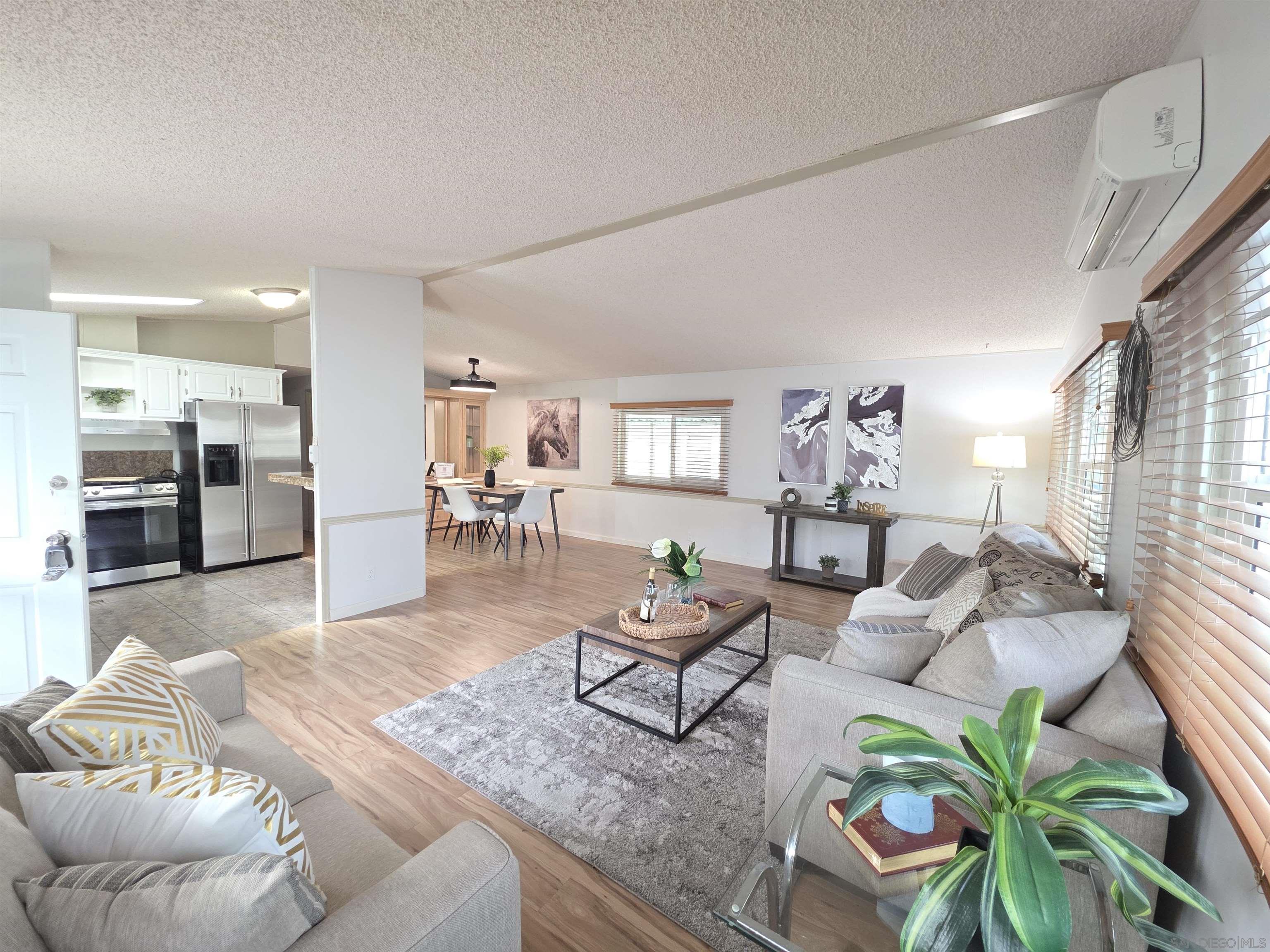 Front Image Thumbnail for SD260005259