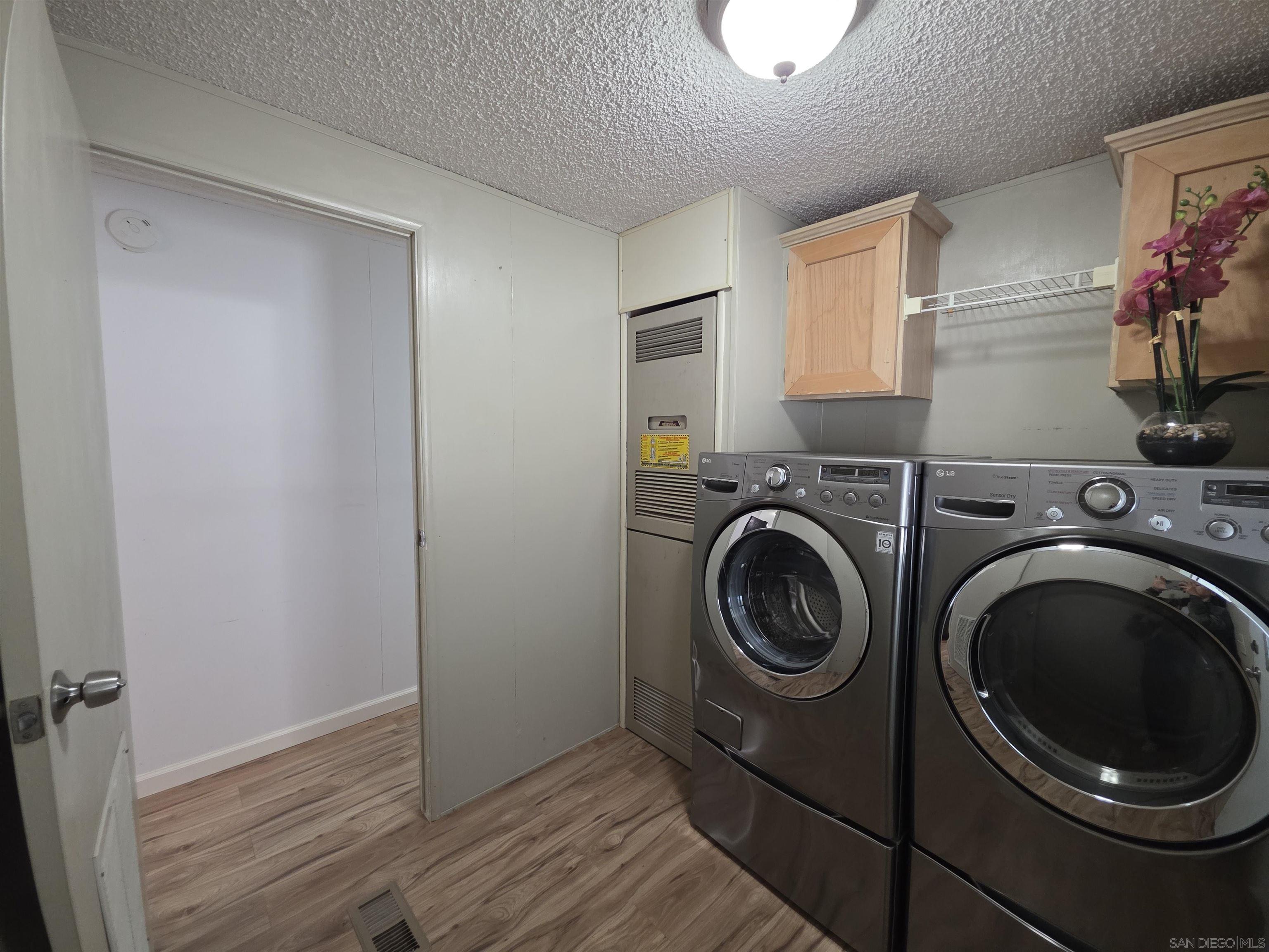 Detail Gallery Image 17 of 48 For 4832  Old Cliffs Rd, San Diego,  CA 92120 - 2 Beds | 2 Baths