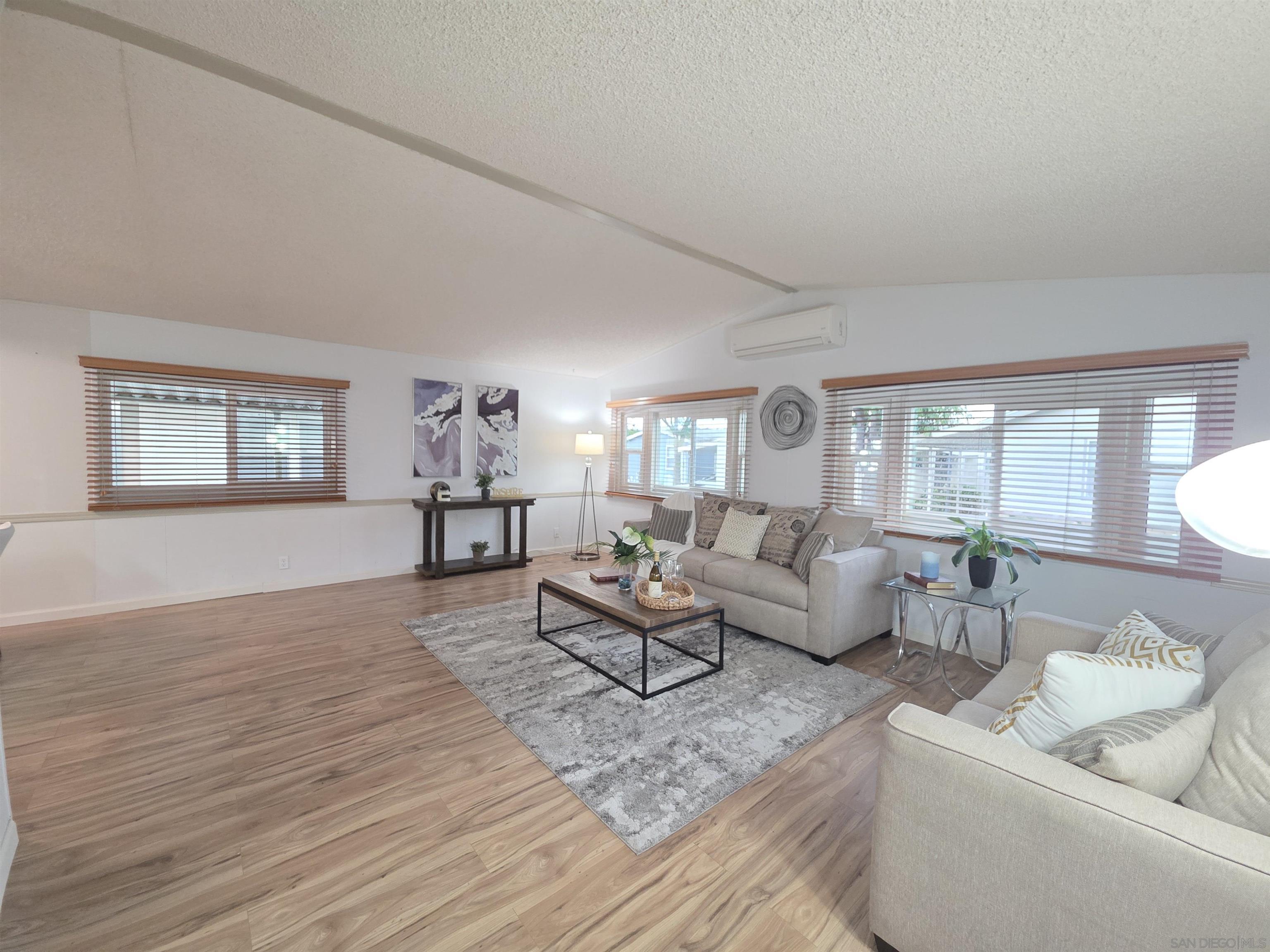 Detail Gallery Image 3 of 48 For 4832  Old Cliffs Rd, San Diego,  CA 92120 - 2 Beds | 2 Baths