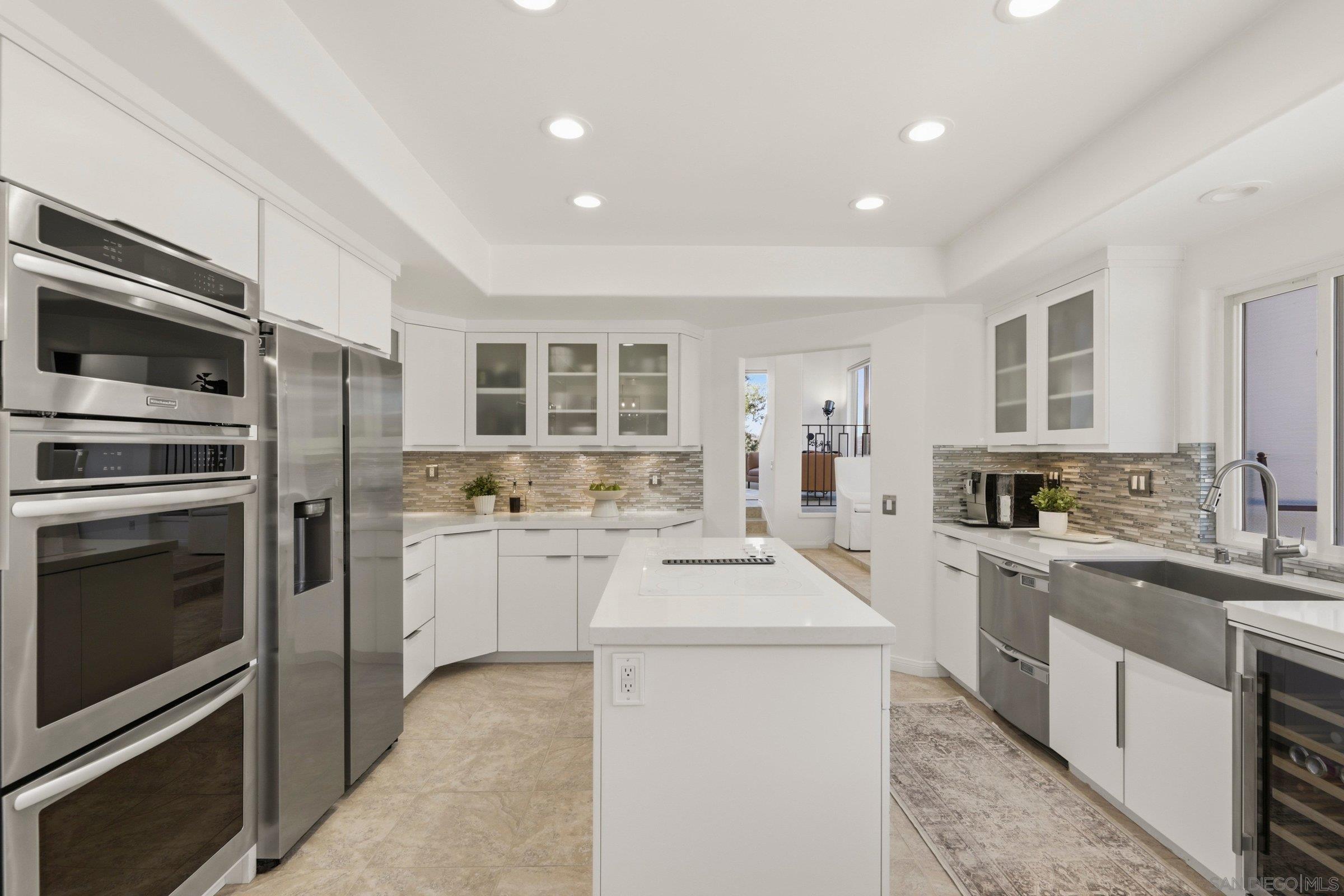 Detail Gallery Image 20 of 53 For 13024  Olmeda Court, San Diego,  CA 92128 - 4 Beds | 4 Baths