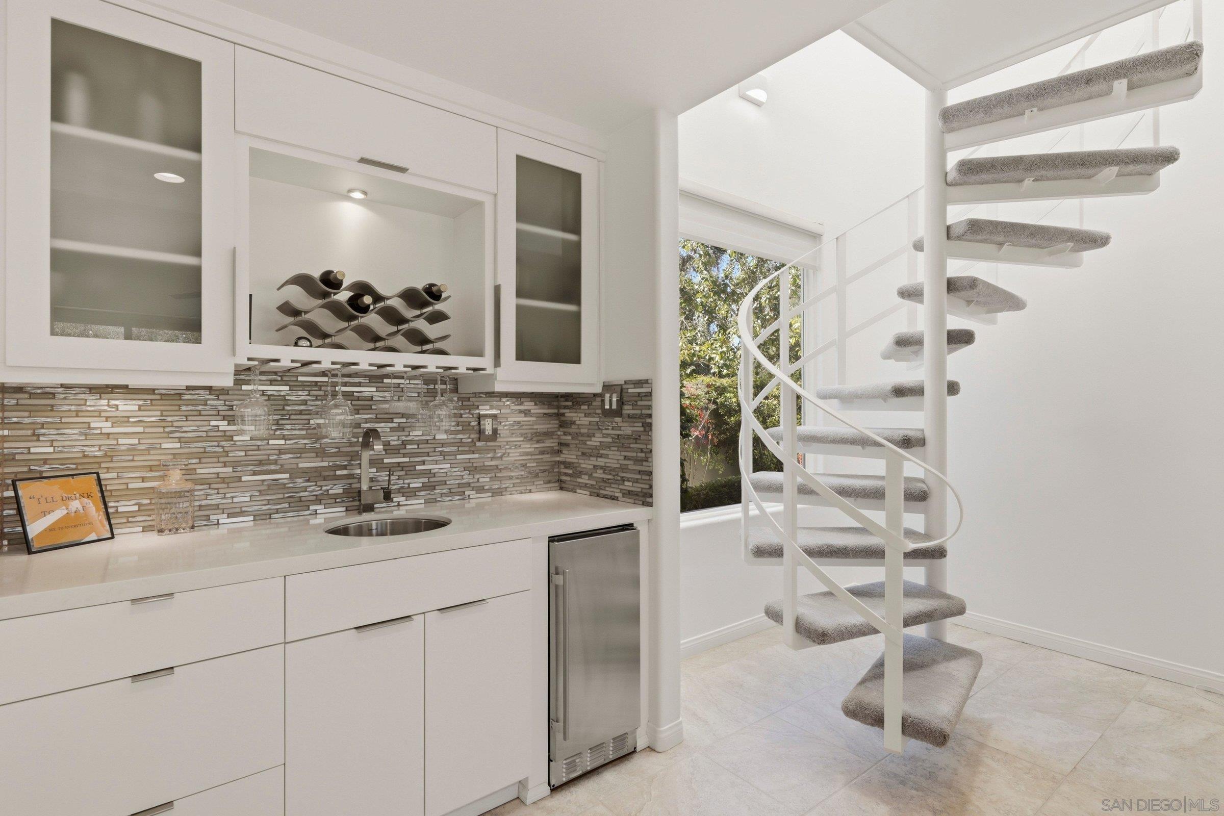 Detail Gallery Image 28 of 53 For 13024  Olmeda Court, San Diego,  CA 92128 - 4 Beds | 4 Baths