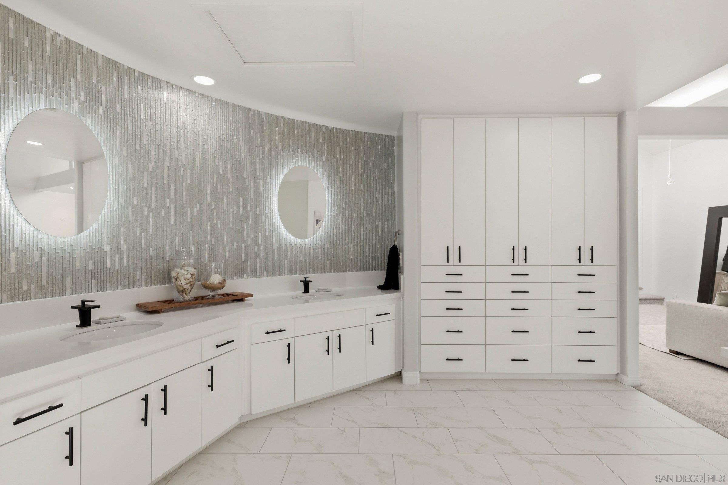 Detail Gallery Image 37 of 53 For 13024  Olmeda Court, San Diego,  CA 92128 - 4 Beds | 4 Baths