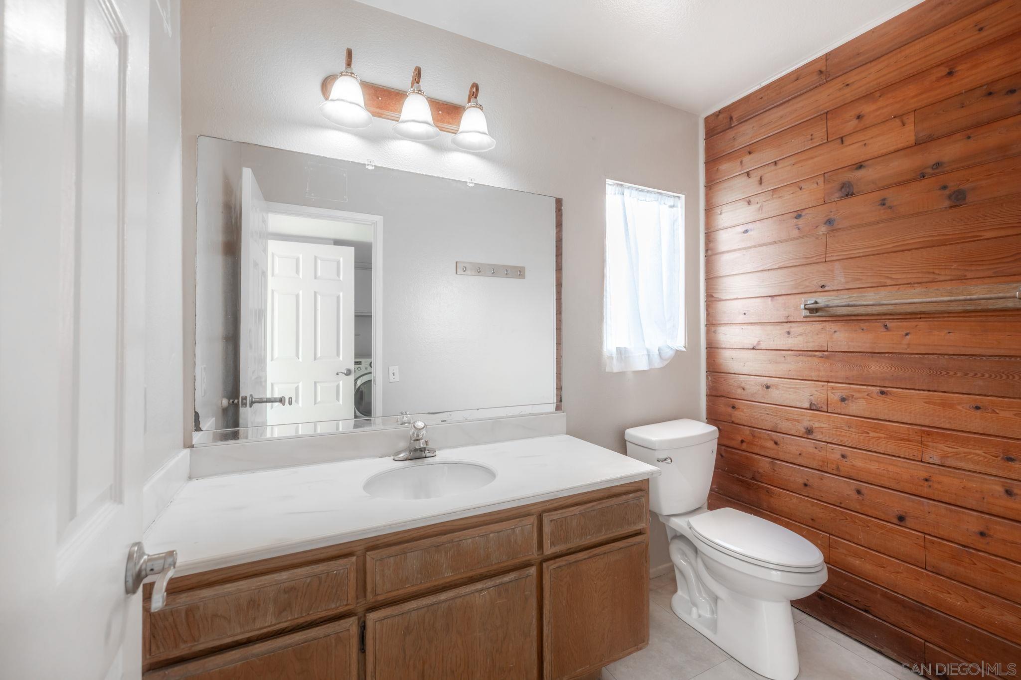 Detail Gallery Image 10 of 19 For 26062  Ramjit Ct, Lake Forest,  CA 92630 - 4 Beds | 2/1 Baths