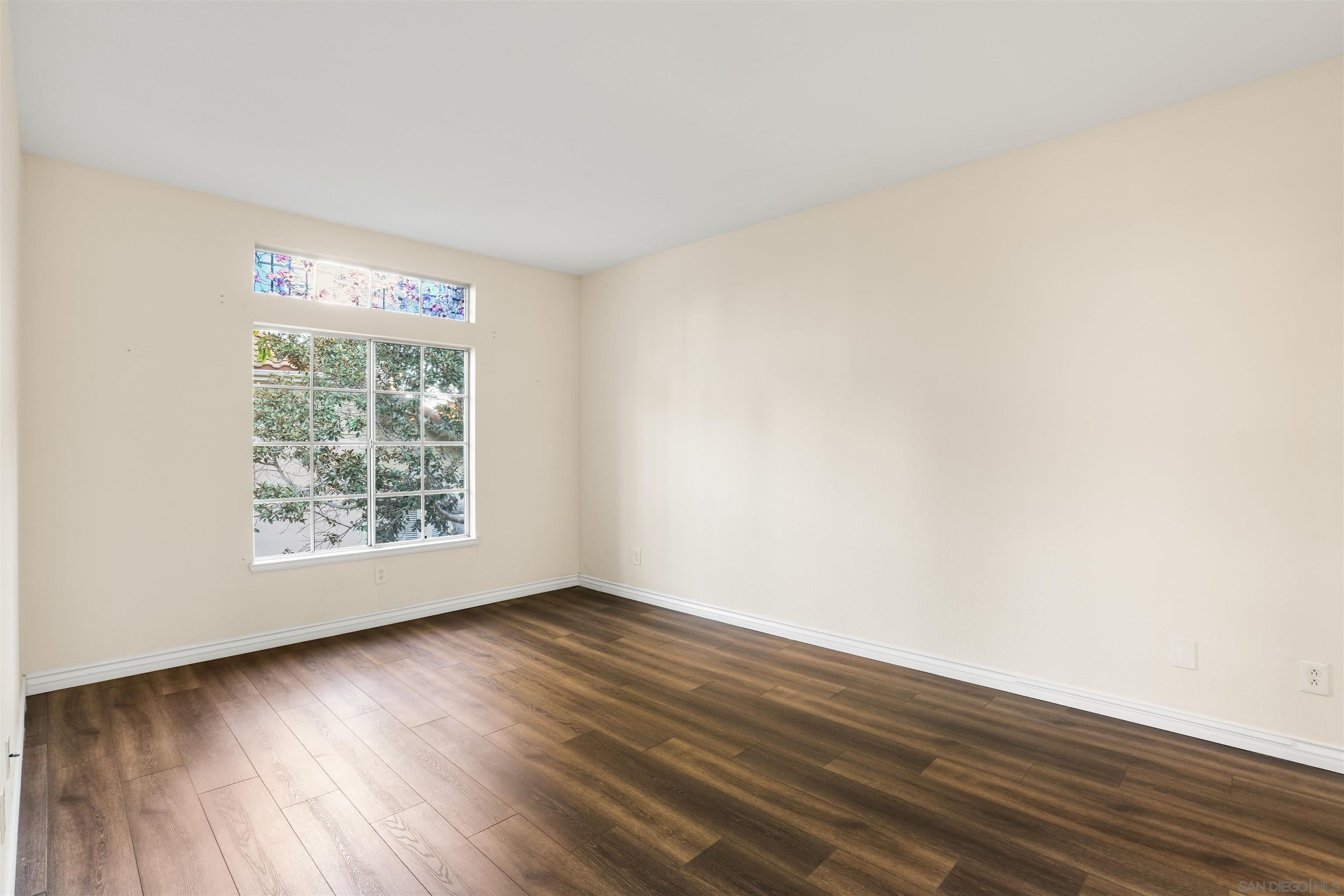 Detail Gallery Image 11 of 23 For 12670  Springbrook Dr  #D,  San Diego,  CA 92128 - 3 Beds | 2 Baths