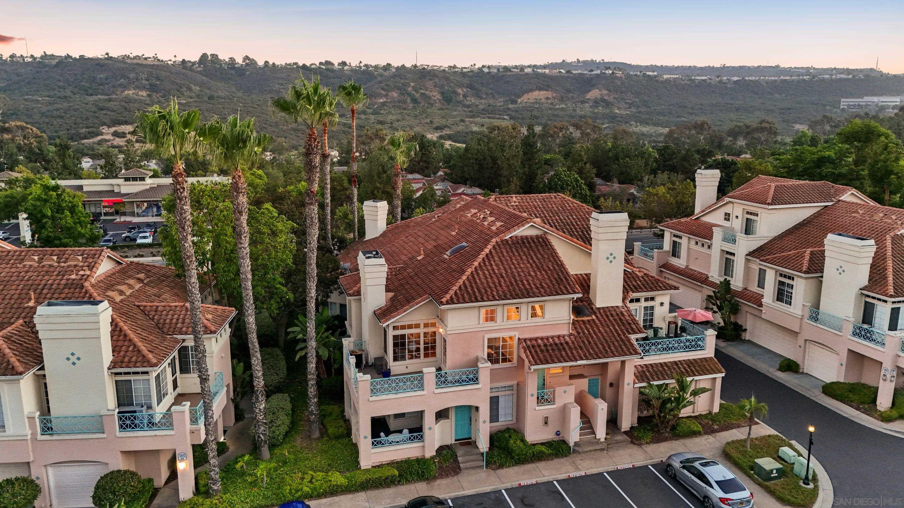 Detail Gallery Image 19 of 23 For 12670  Springbrook Dr  #D,  San Diego,  CA 92128 - 3 Beds | 2 Baths