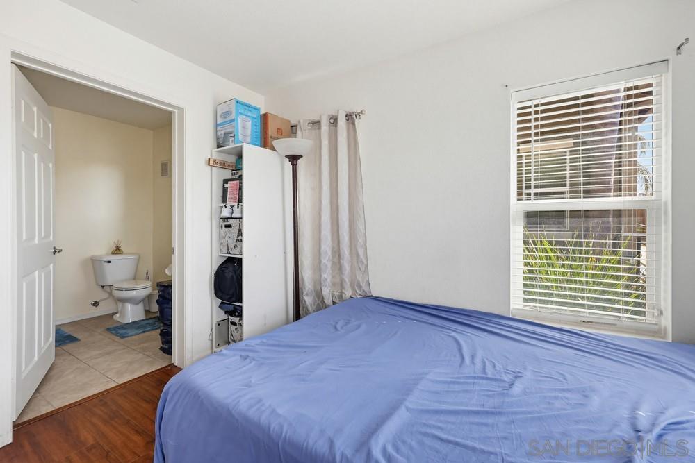 Detail Gallery Image 11 of 59 For 5427  Soho View Ter, San Diego,  CA 92105 - 3 Beds | 2/2 Baths