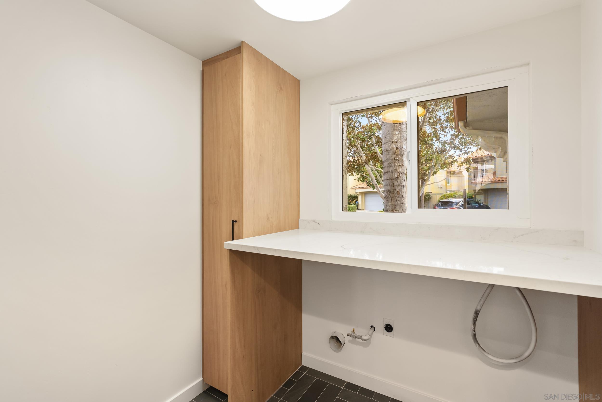 Detail Gallery Image 25 of 44 For 5825  Caminito Del Estio, La Jolla,  CA 92037 - 3 Beds | 2/1 Baths