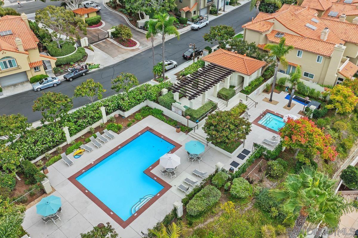 Detail Gallery Image 40 of 44 For 5825  Caminito Del Estio, La Jolla,  CA 92037 - 3 Beds | 2/1 Baths