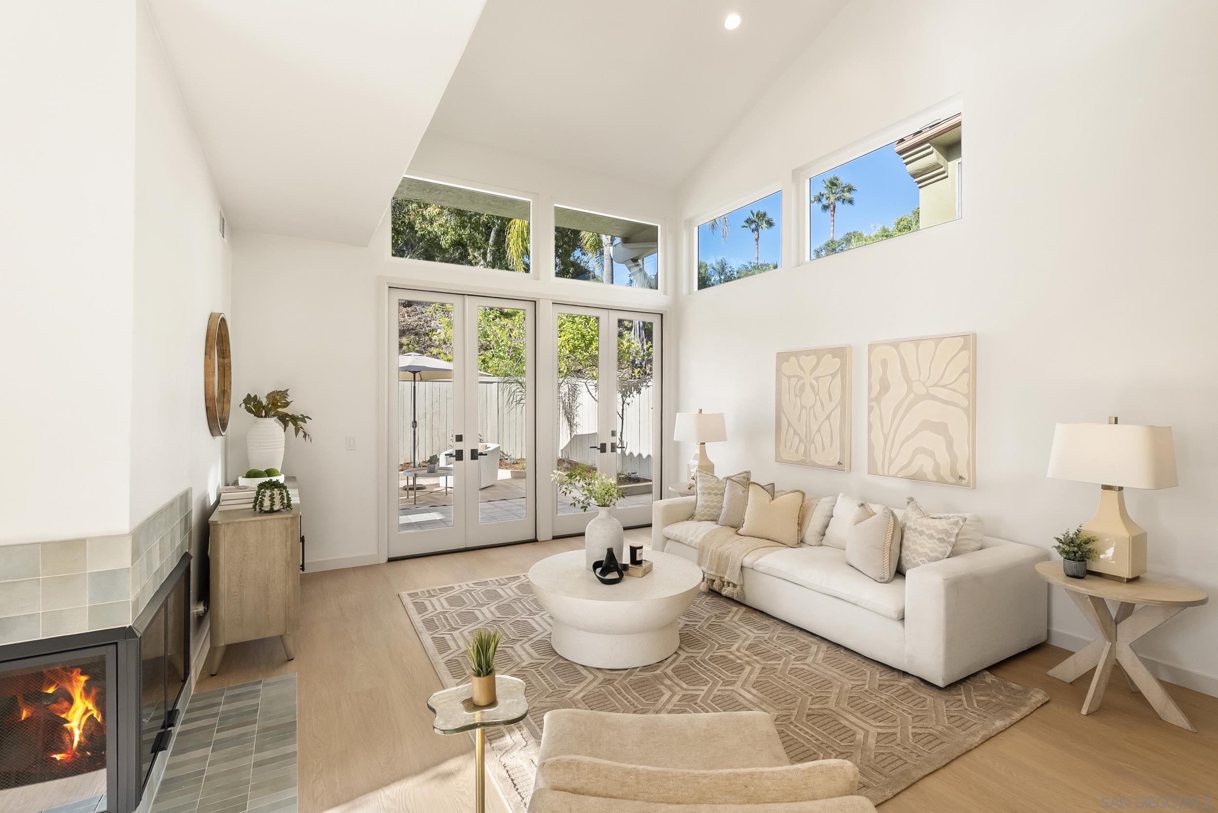 Detail Gallery Image 9 of 44 For 5825  Caminito Del Estio, La Jolla,  CA 92037 - 3 Beds | 2/1 Baths