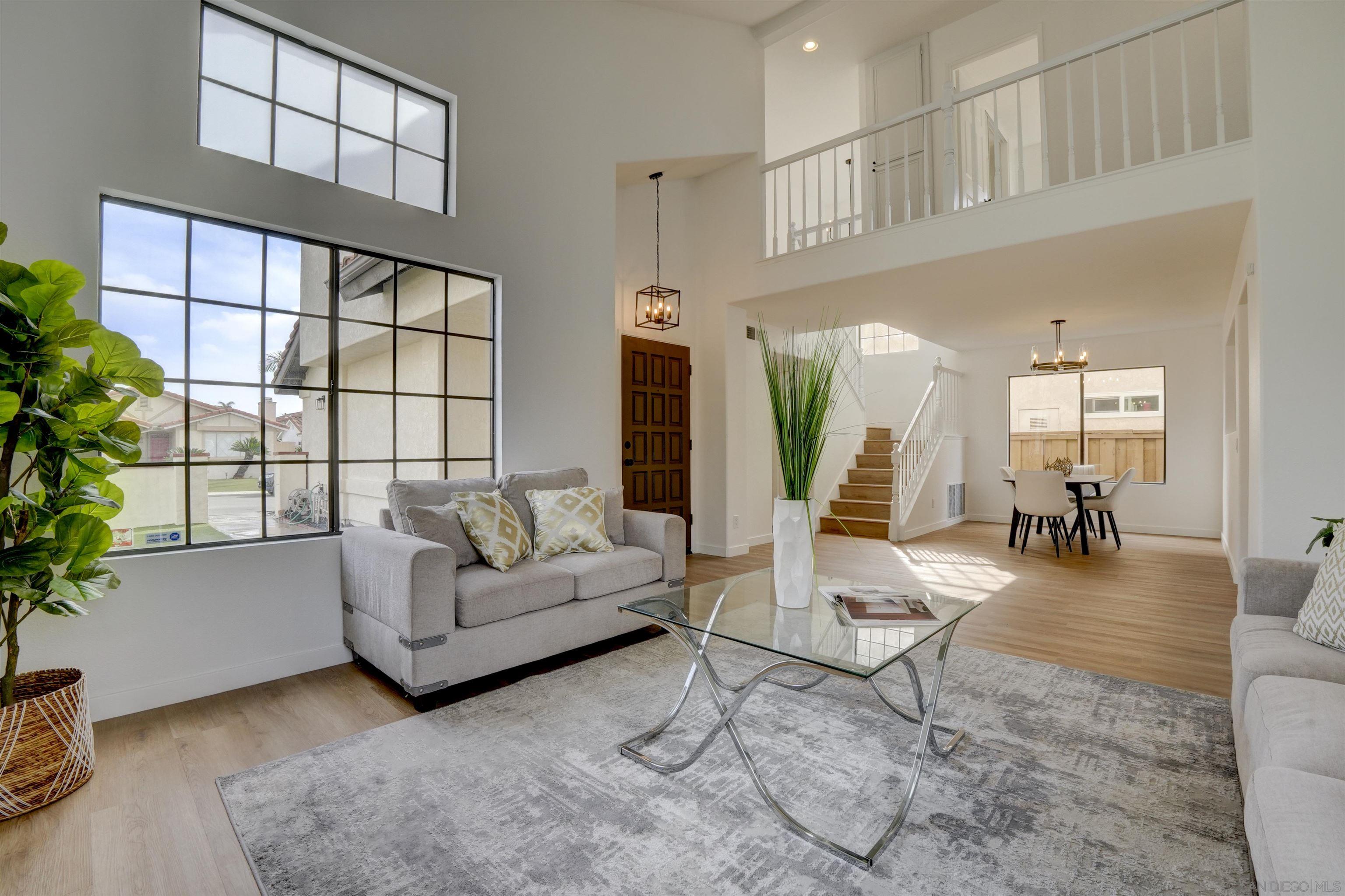 Detail Gallery Image 2 of 15 For 10242  Keoki St, San Diego,  CA 92126 - 4 Beds | 2/1 Baths