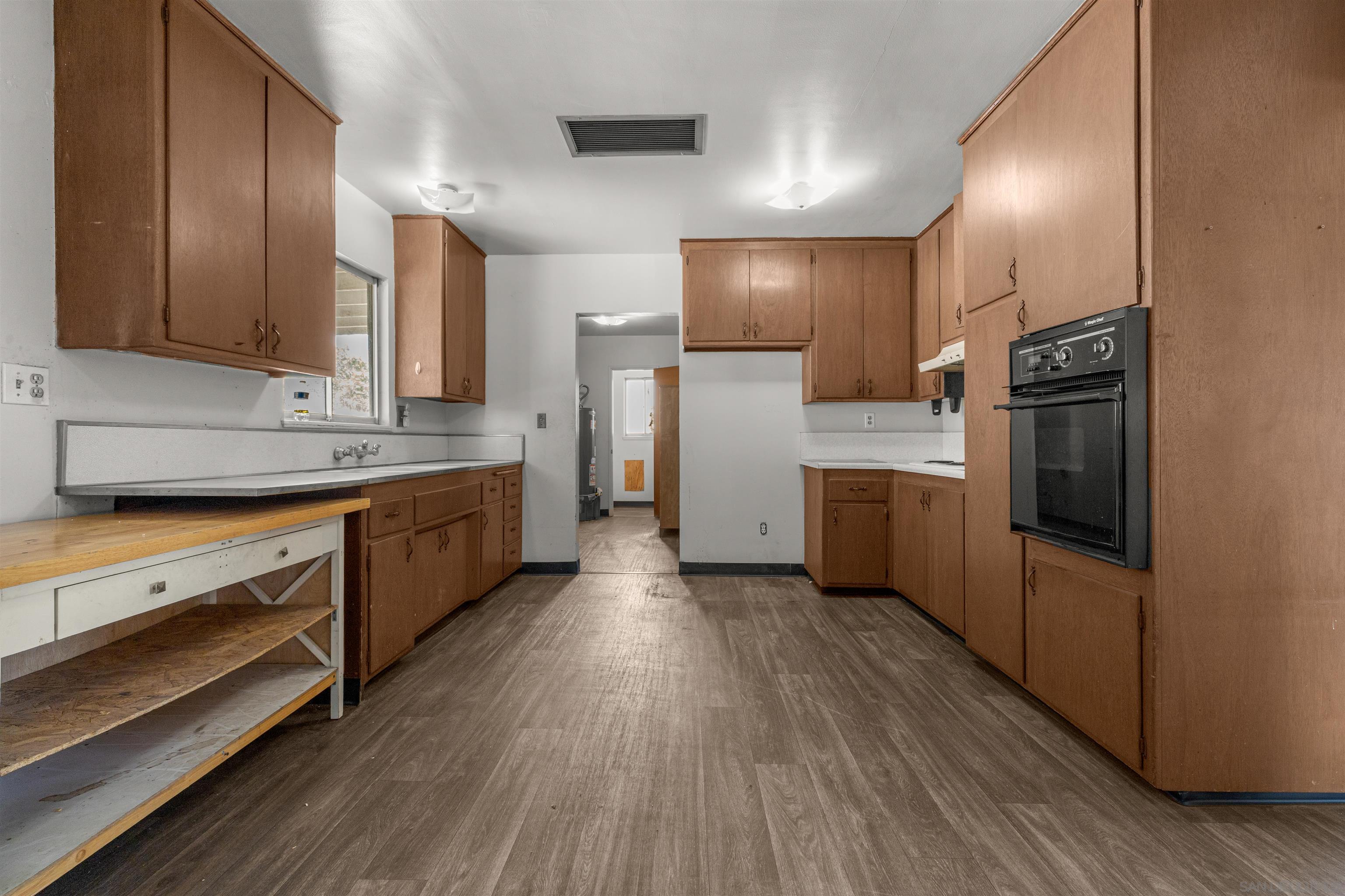 Detail Gallery Image 16 of 35 For 8214  Jadeite Ave, Rancho Cucamonga,  CA 91730 - 3 Beds | 1/1 Baths