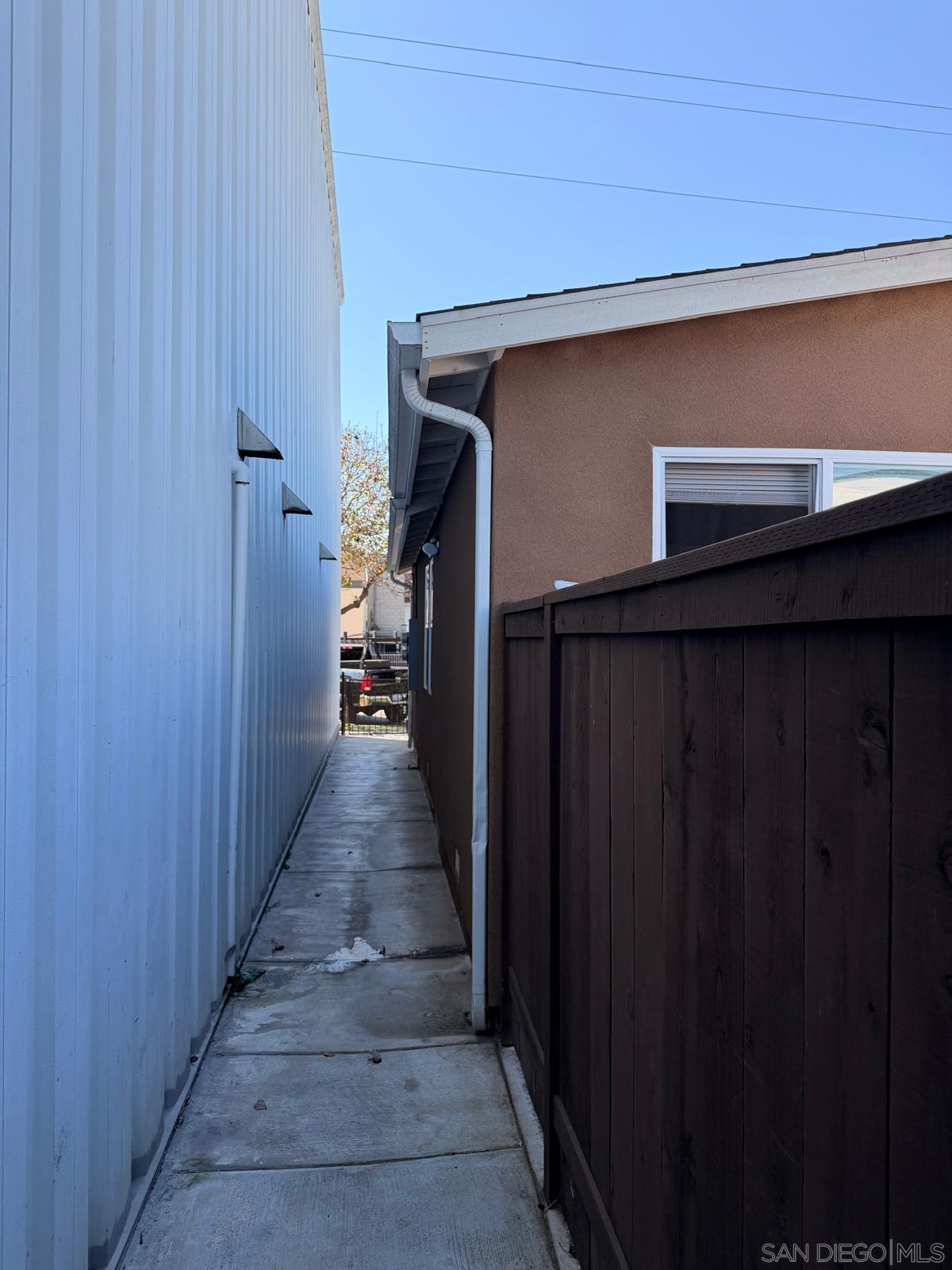 Detail Gallery Image 23 of 38 For 1231-33  Hoover  Ave, National City,  CA 91950 - – Beds | – Baths