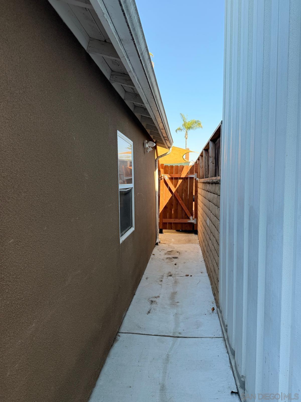 Detail Gallery Image 36 of 38 For 1231-33  Hoover  Ave, National City,  CA 91950 - – Beds | – Baths